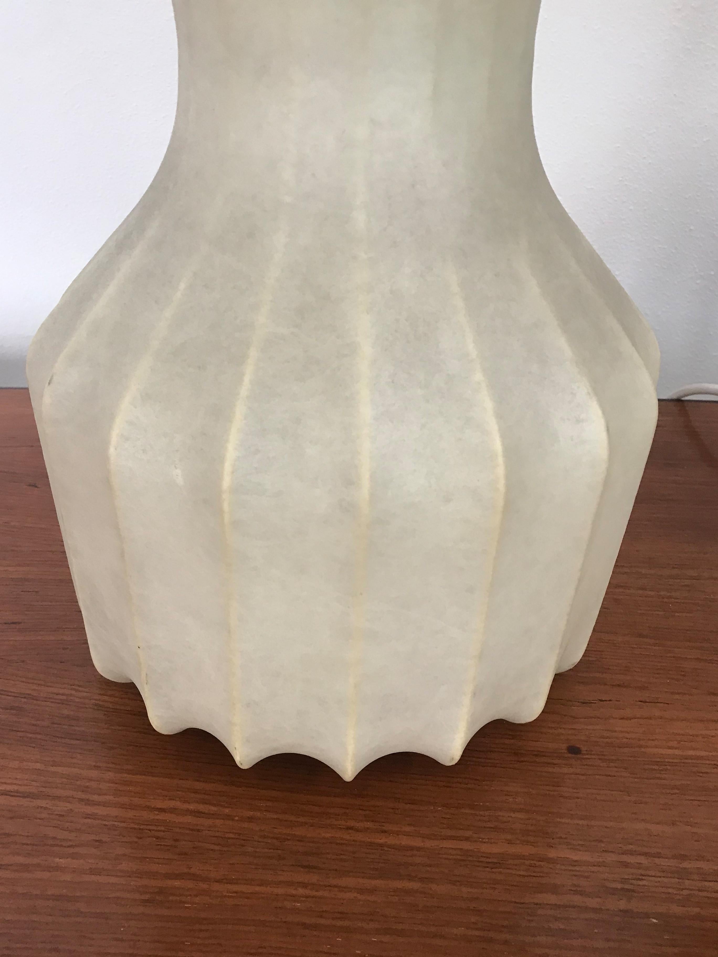 Résine Grande lampe de bureau Gatto du milieu du siècle dernier par Castiglioni pour Flos, Italie, années 1960