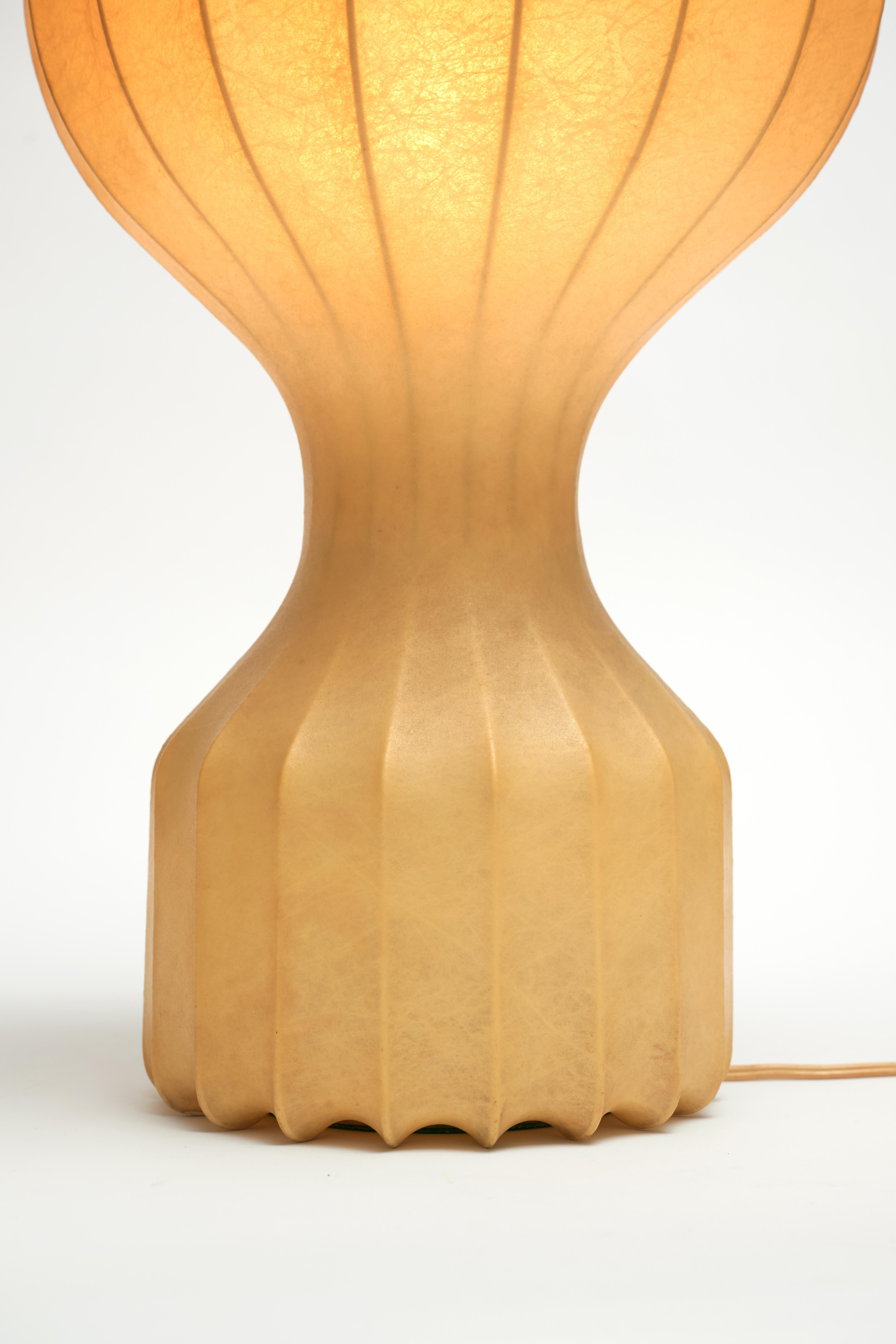 Italiano Gatto Table Lamp by Achille & Pier Giacomo Castiglioni for Hille, Italy, 1960s in vendita