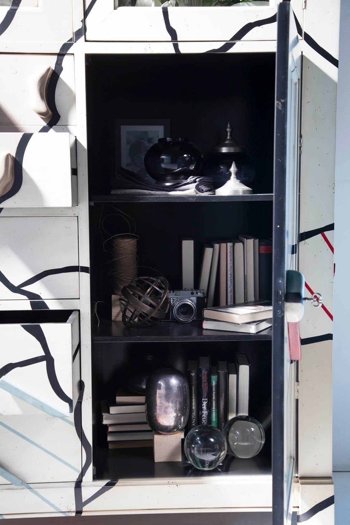 XXIe siècle et contemporain Armoire Gaudi par Lola Glamour en vente