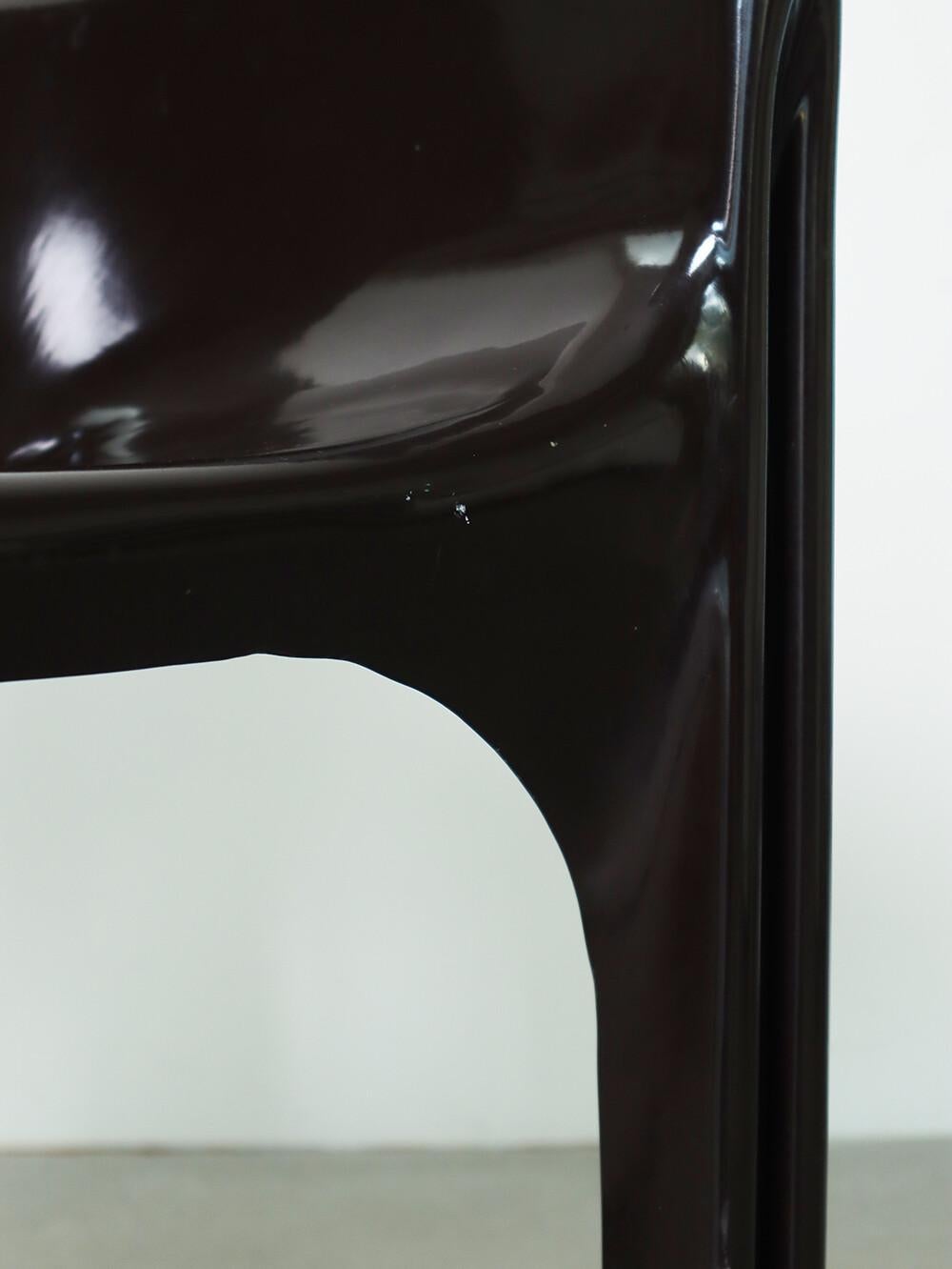 Gaudi-Stuhl von Vico Magistretti für Artemide im Angebot 1