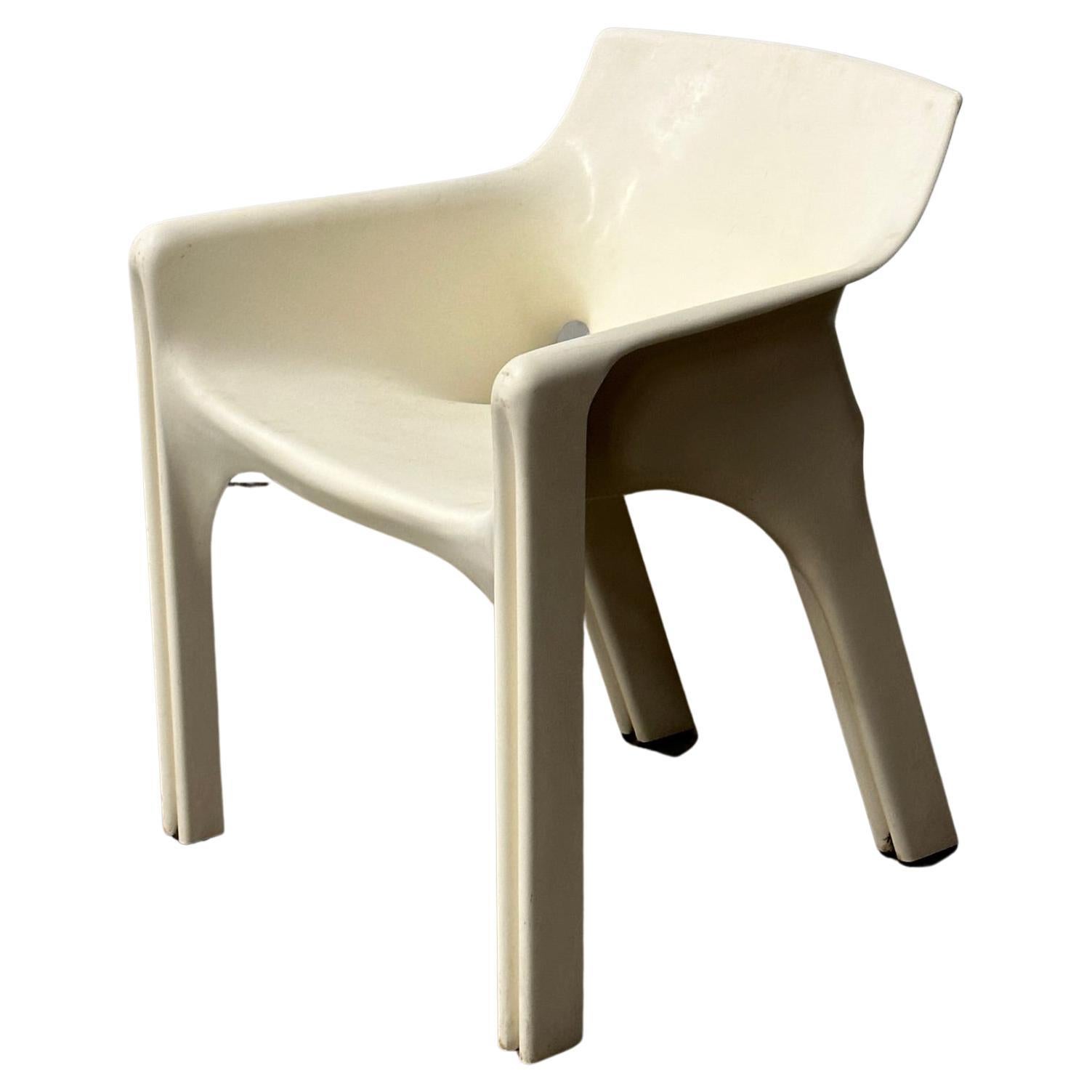 Gaudi Chair by Vico Magistretti for Artemide For Sale
