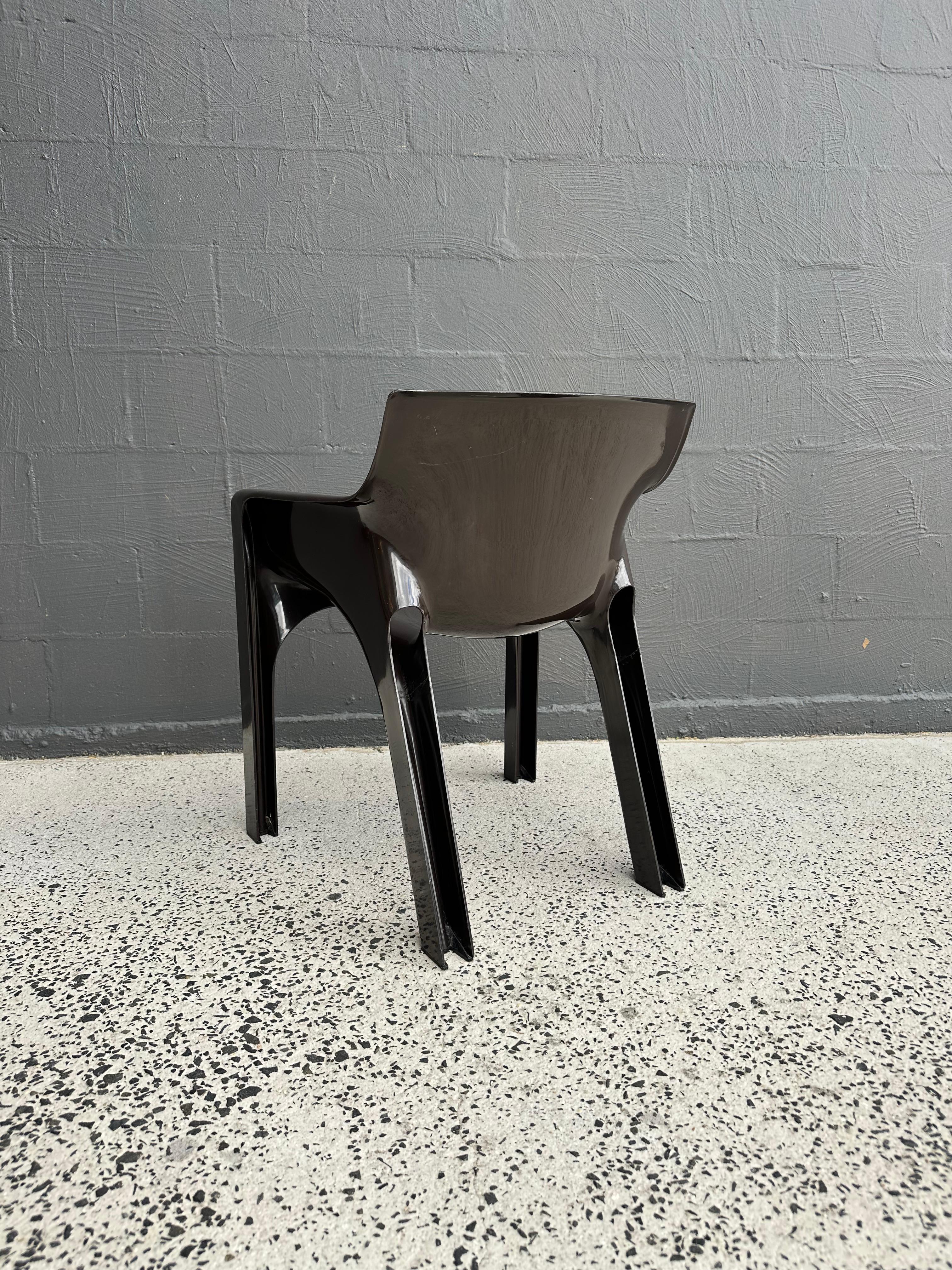 Gaudi Brown Armchair by Vico Magistretti for Artemide 1970s For Sale 3