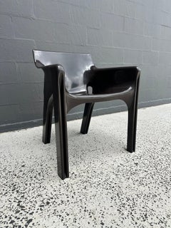 Sillón Gaudí Marrón de Vico Magistretti para Artemide Años 70