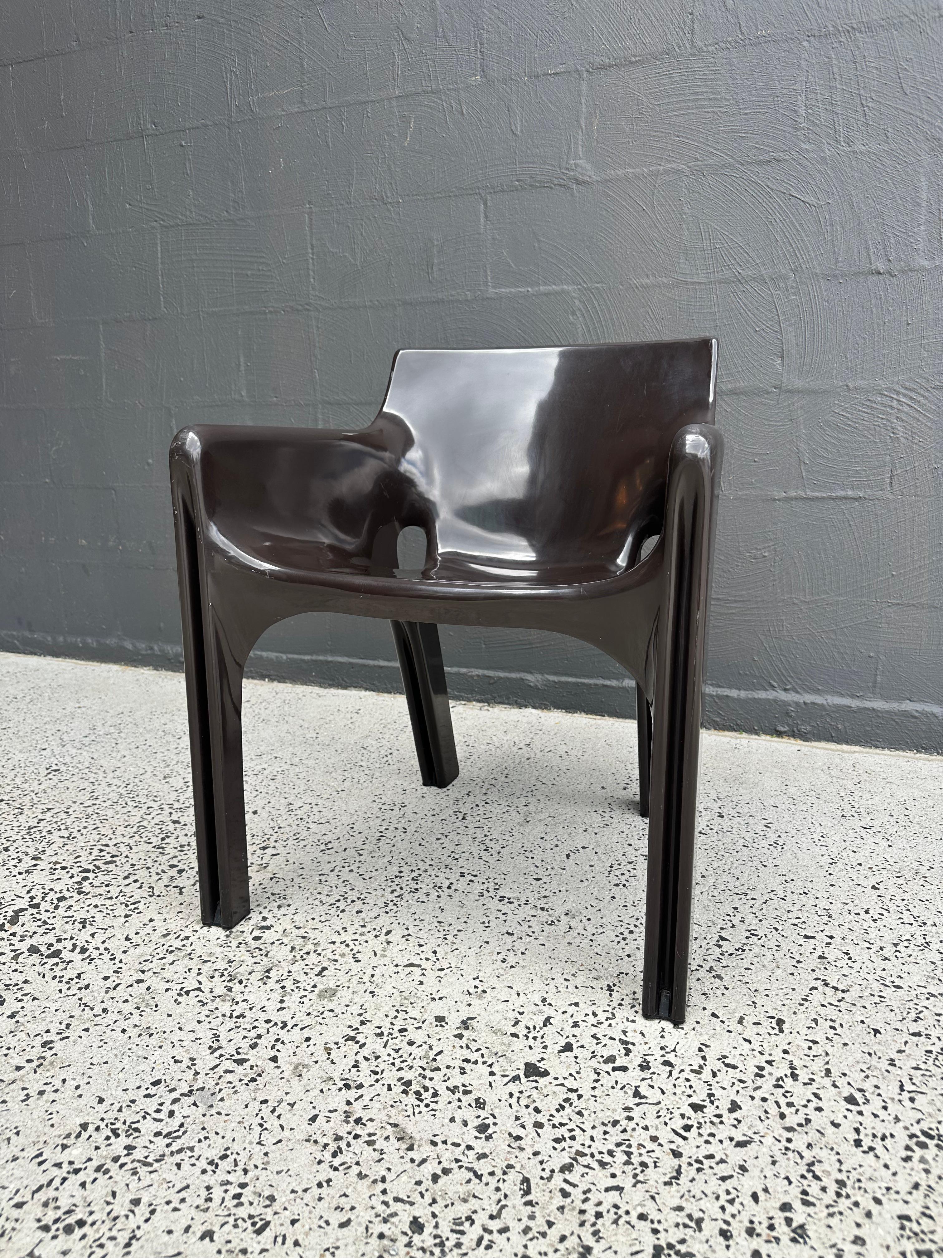 Italian Gaudi Brown Armchair by Vico Magistretti for Artemide 1970s For Sale