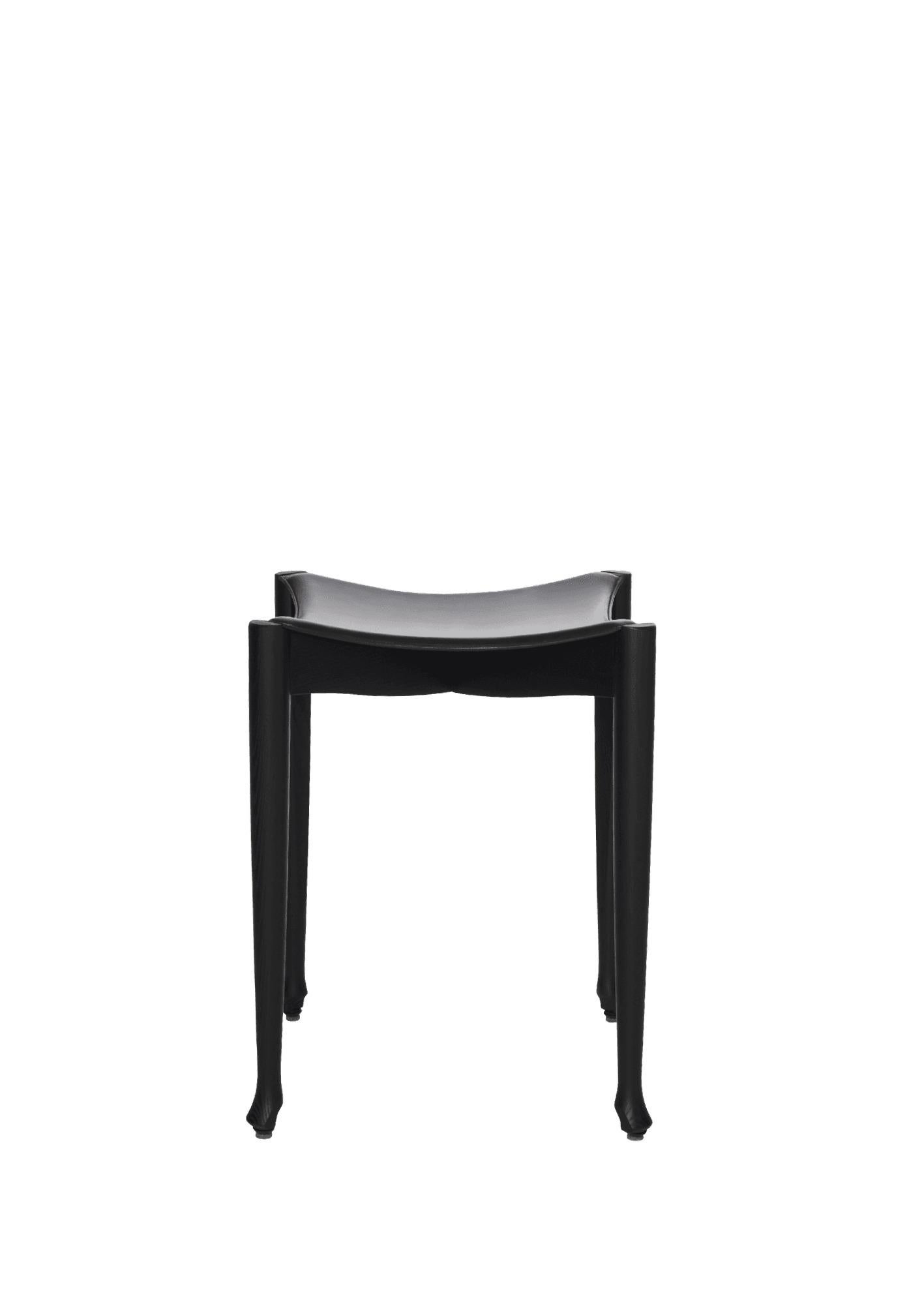 Gaulino Stool by Oscar Tusquets for BD Barcelona
This stool is, alongside the entire collection, a testament to Oscar Tusquets’ creativity and the influence of Gaulino as a whole.
Inspired by Antonio Gaudi and Carlo Mollino, Tusquets created