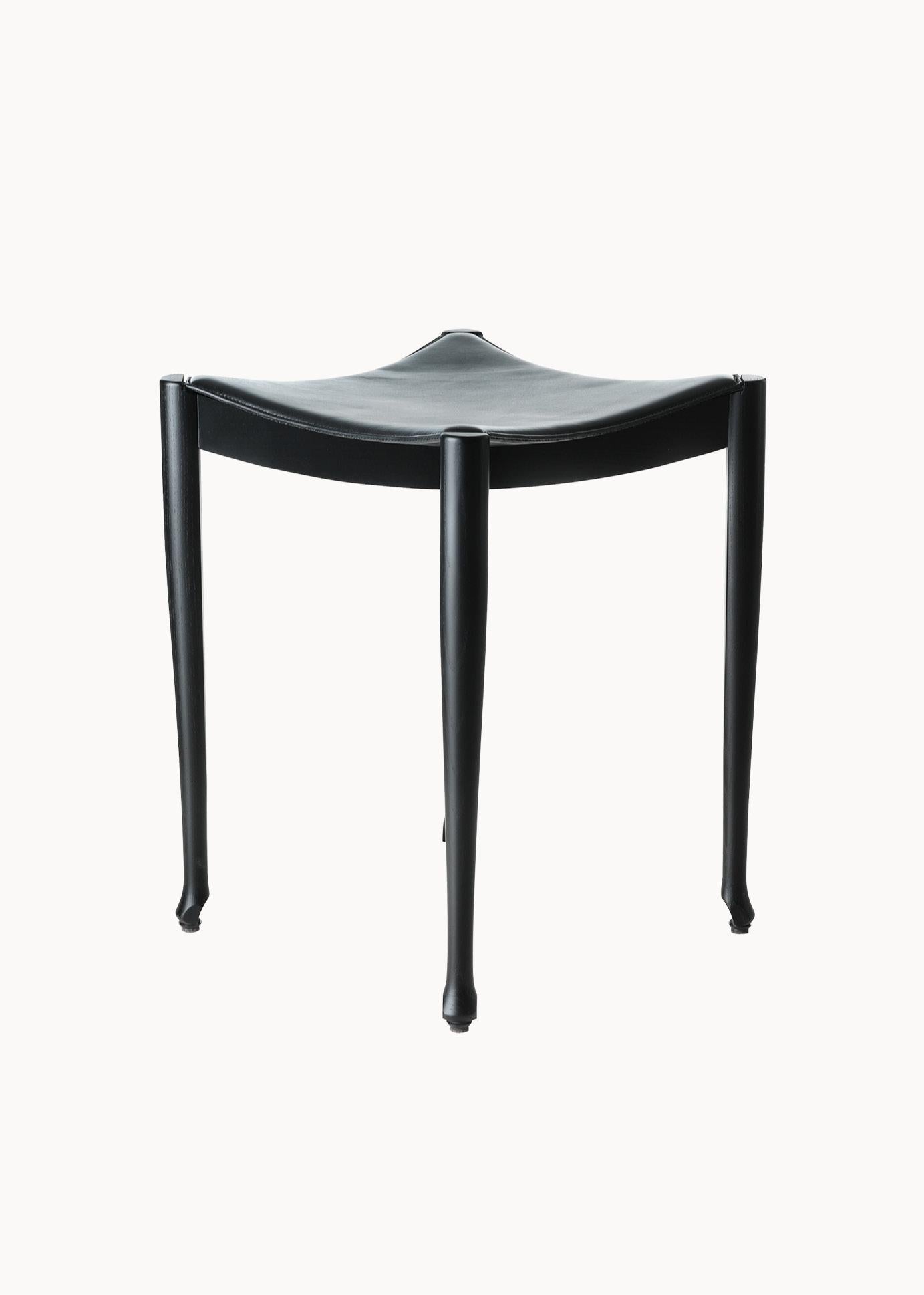 Gaulino stool by Oscar Tusquets, stained black ash wood, contemporary design In New Condition For Sale In Barcelona, ES