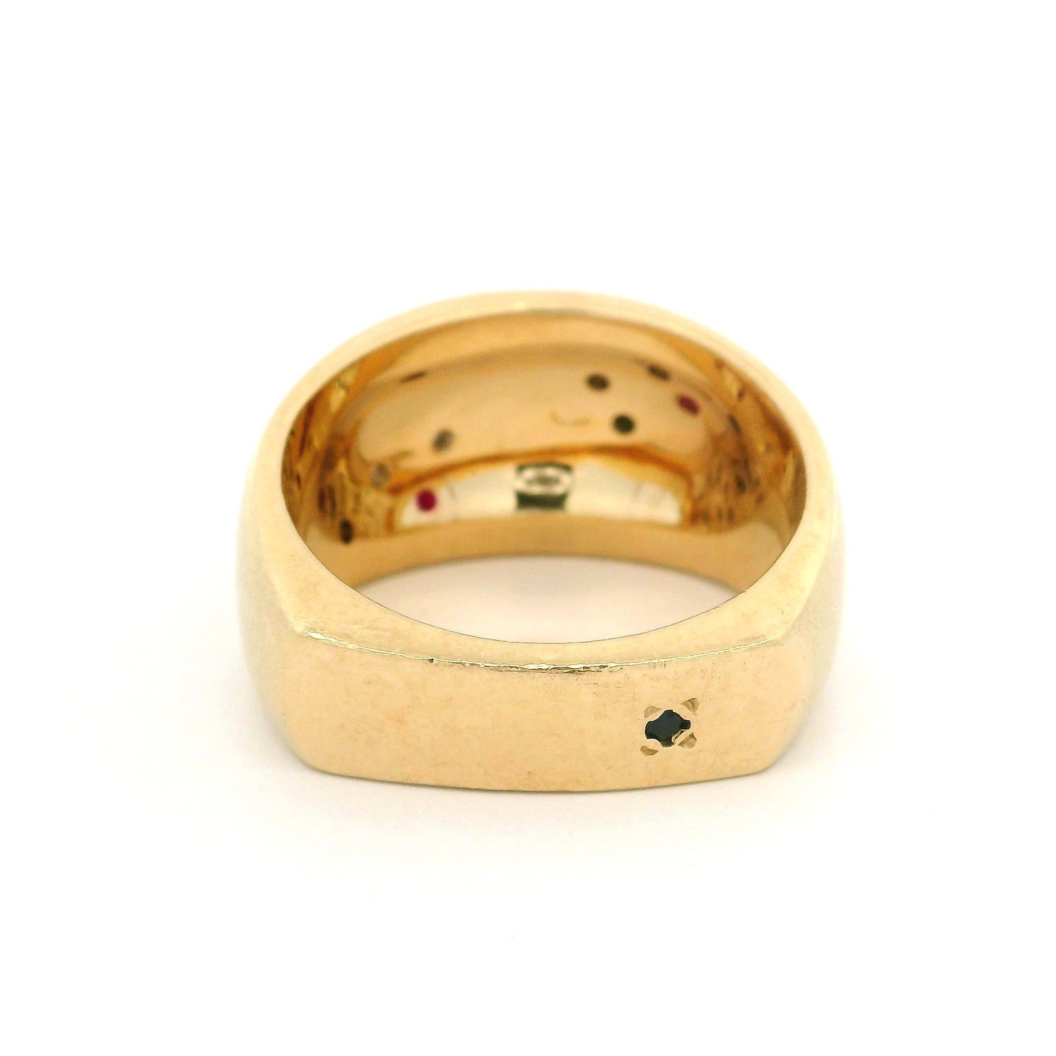 Anillo pesado Gauthier de oro amarillo de 14k con diamante bruñido, rubí y zafiro con cúpula en venta 3