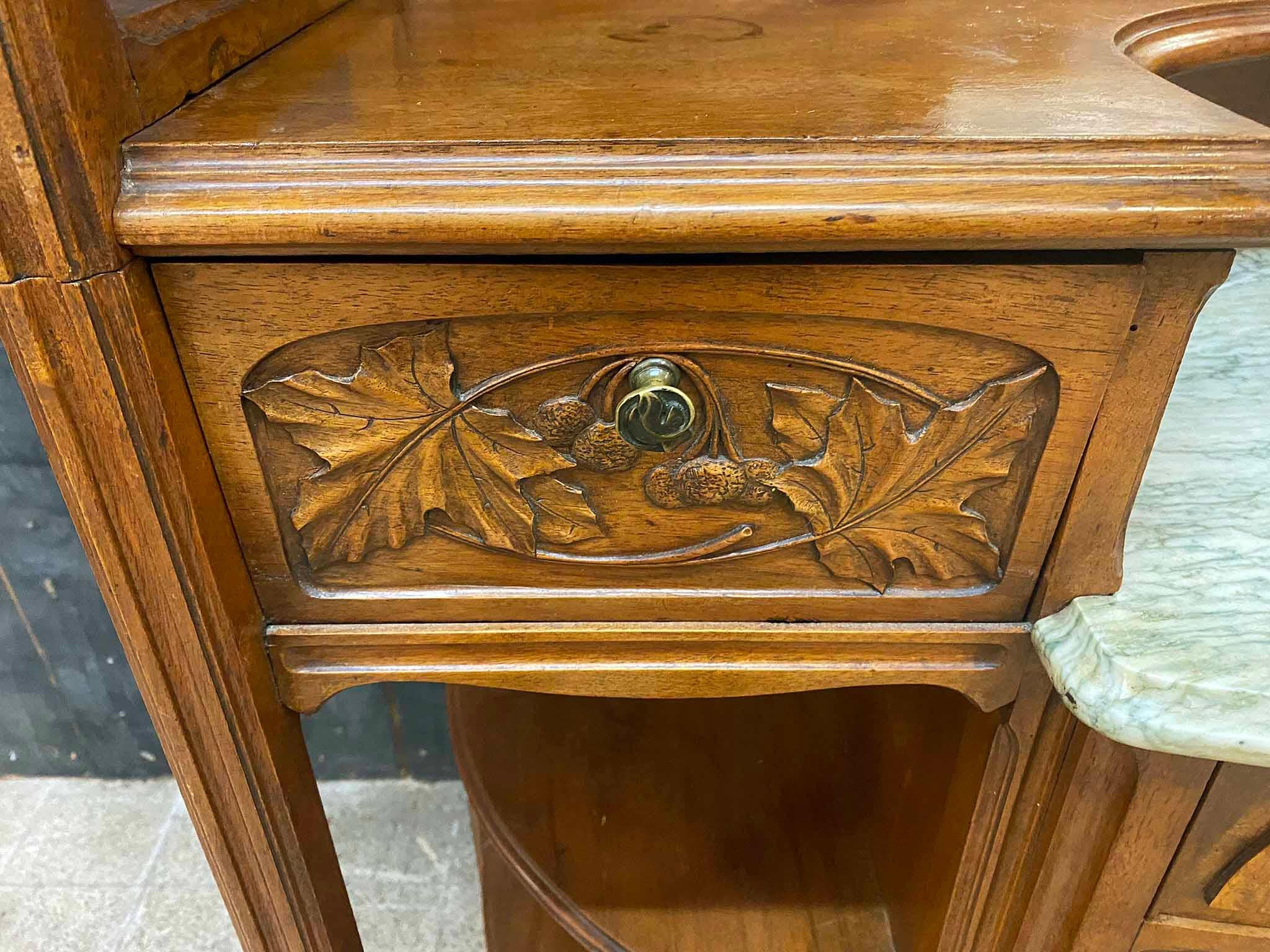 Bronze  Gauthier-Poinsignon & Cie, Art Nouveau cabinet in Walnut and Elm burl veneer  For Sale