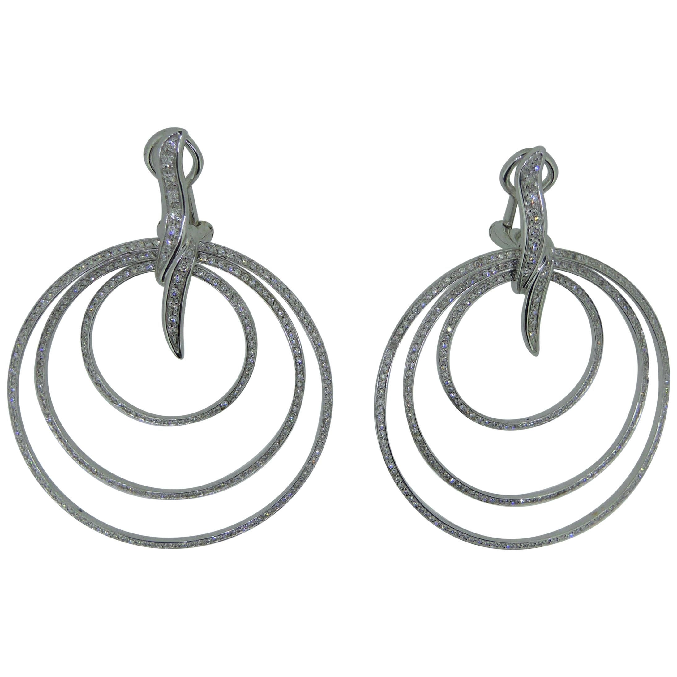 Gavello 18 Carat White Gold and Diamond Disc Earring Ear Clips For Sale