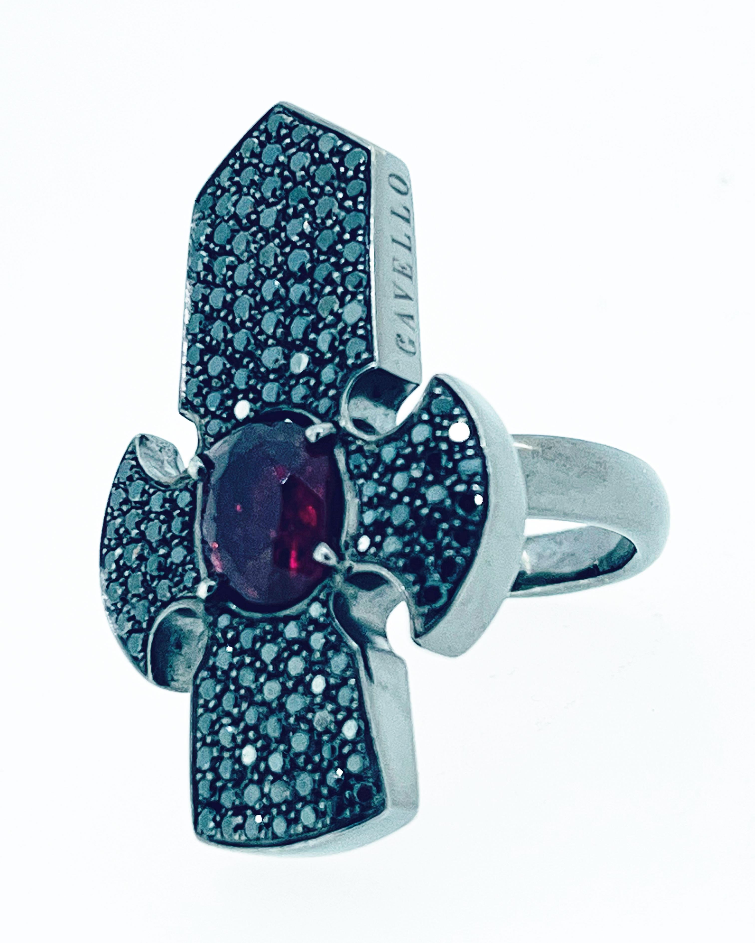 Gavello 18ct Black Rhodium Cross Ring with 1.2ct Black Diamonds and Ruby Stone In Excellent Condition For Sale In London, GB