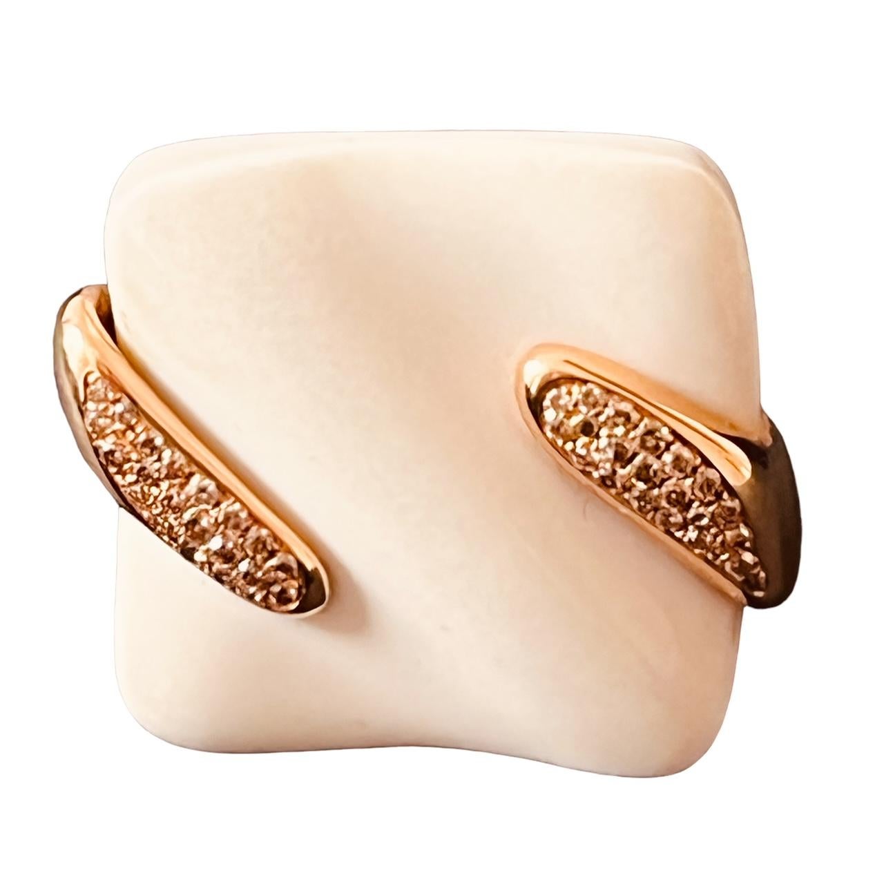 Gavello 18ct Gold, Coloured Diamond and Ceramic Ring, Aprox. 0.35ct Diamonds For Sale 3