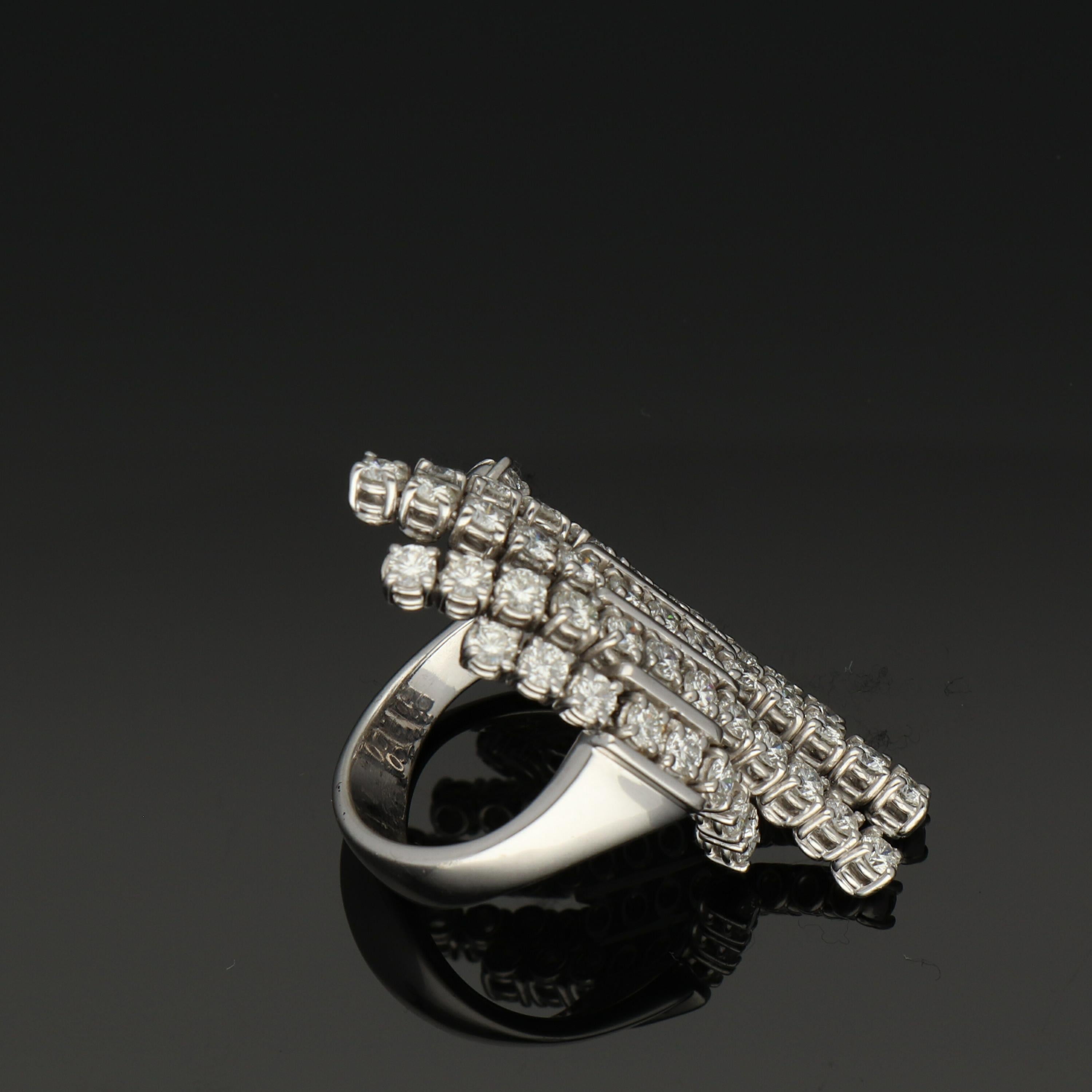 Gavello 3.90 Ct Diamond Flexible Ergonomic Kinetic Gold Fashion Ring For Sale 3
