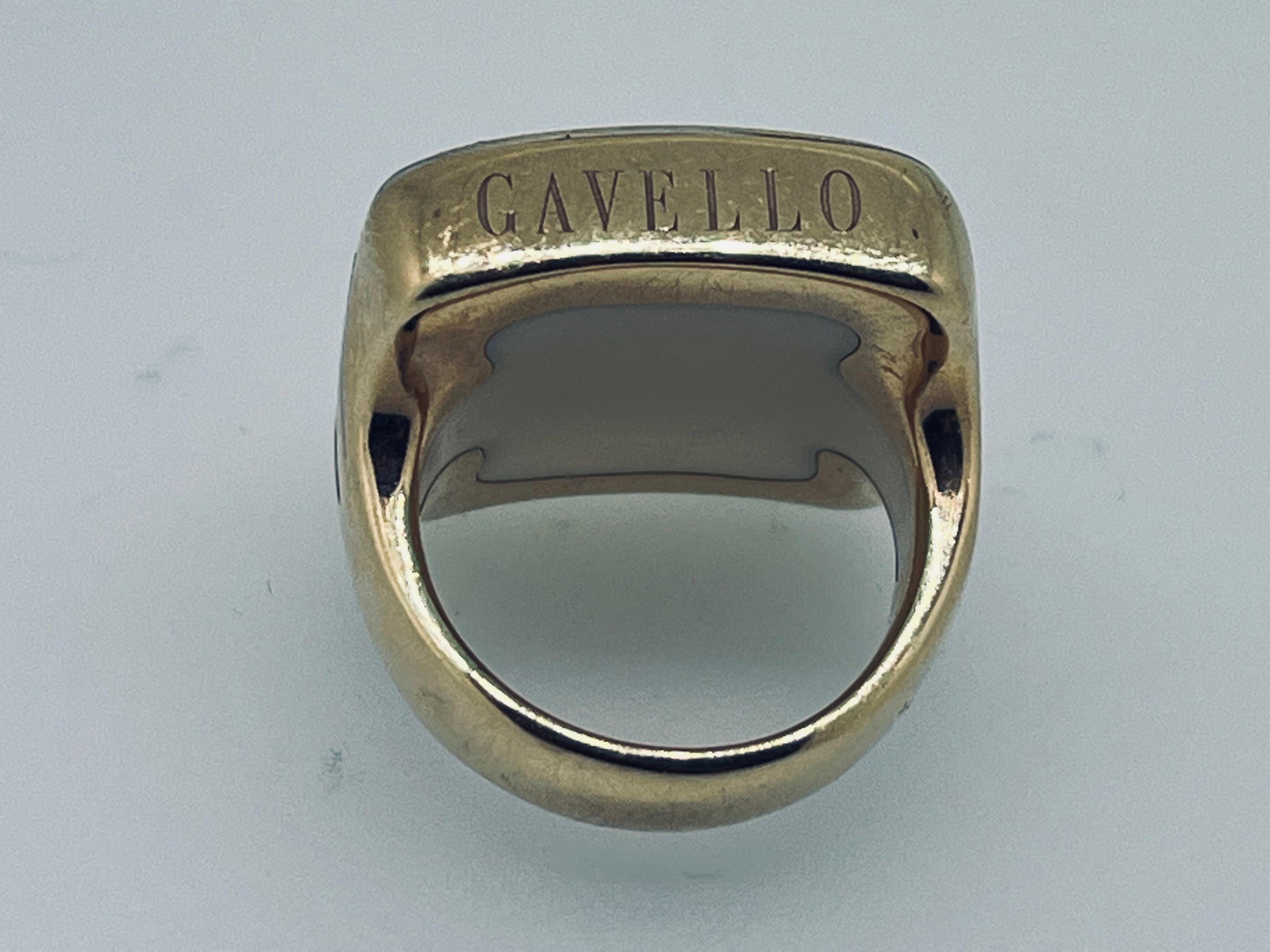 Gavello Kronenring aus 18 Karat Gold, mit Emaille und 0,4 Karat Diamanten besetzt (Rundschliff) im Angebot