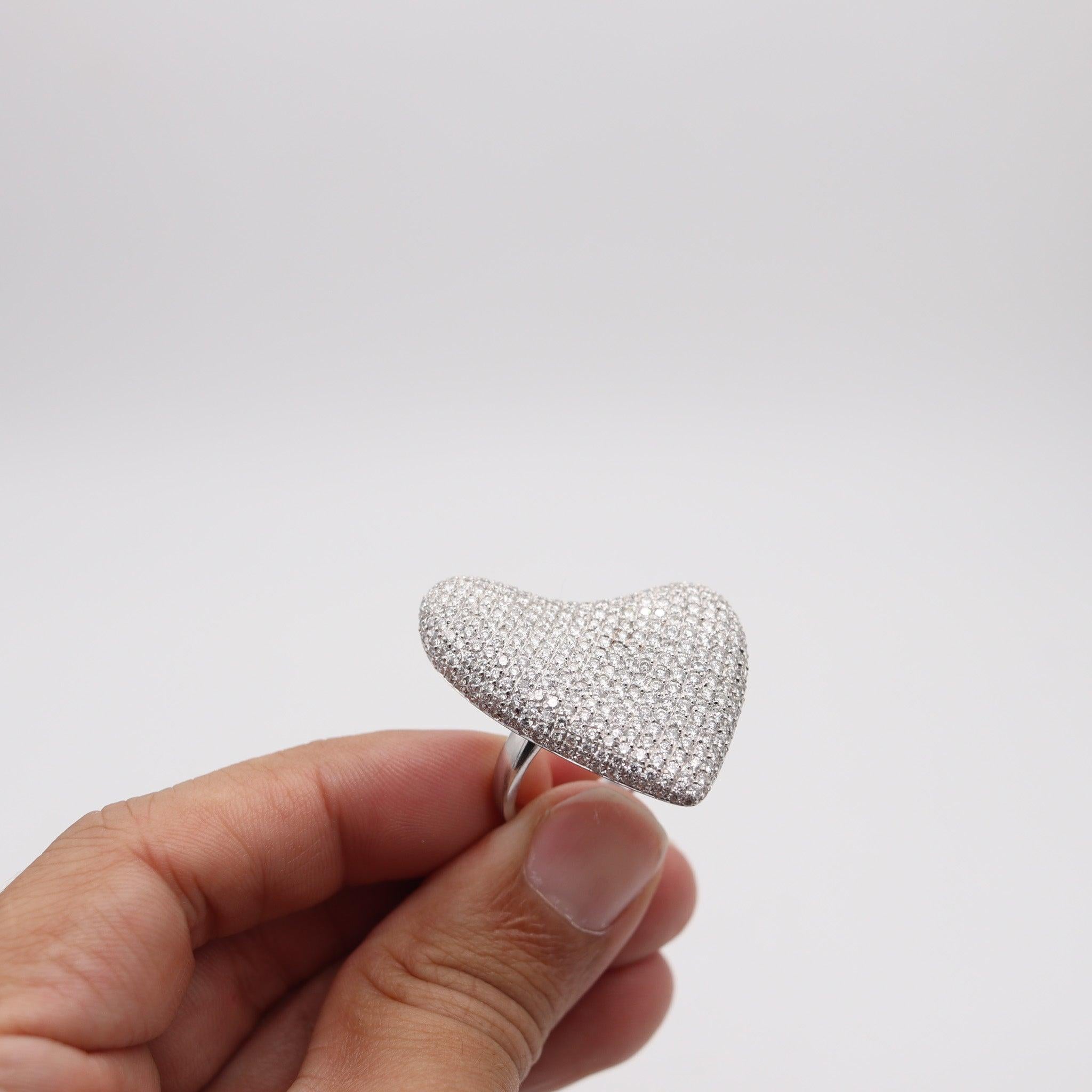 Women's GAVELLO Milano Heart Shaped Cocktail Ring In 18Kt Gold With 6.64 Ctw VS Diamonds For Sale