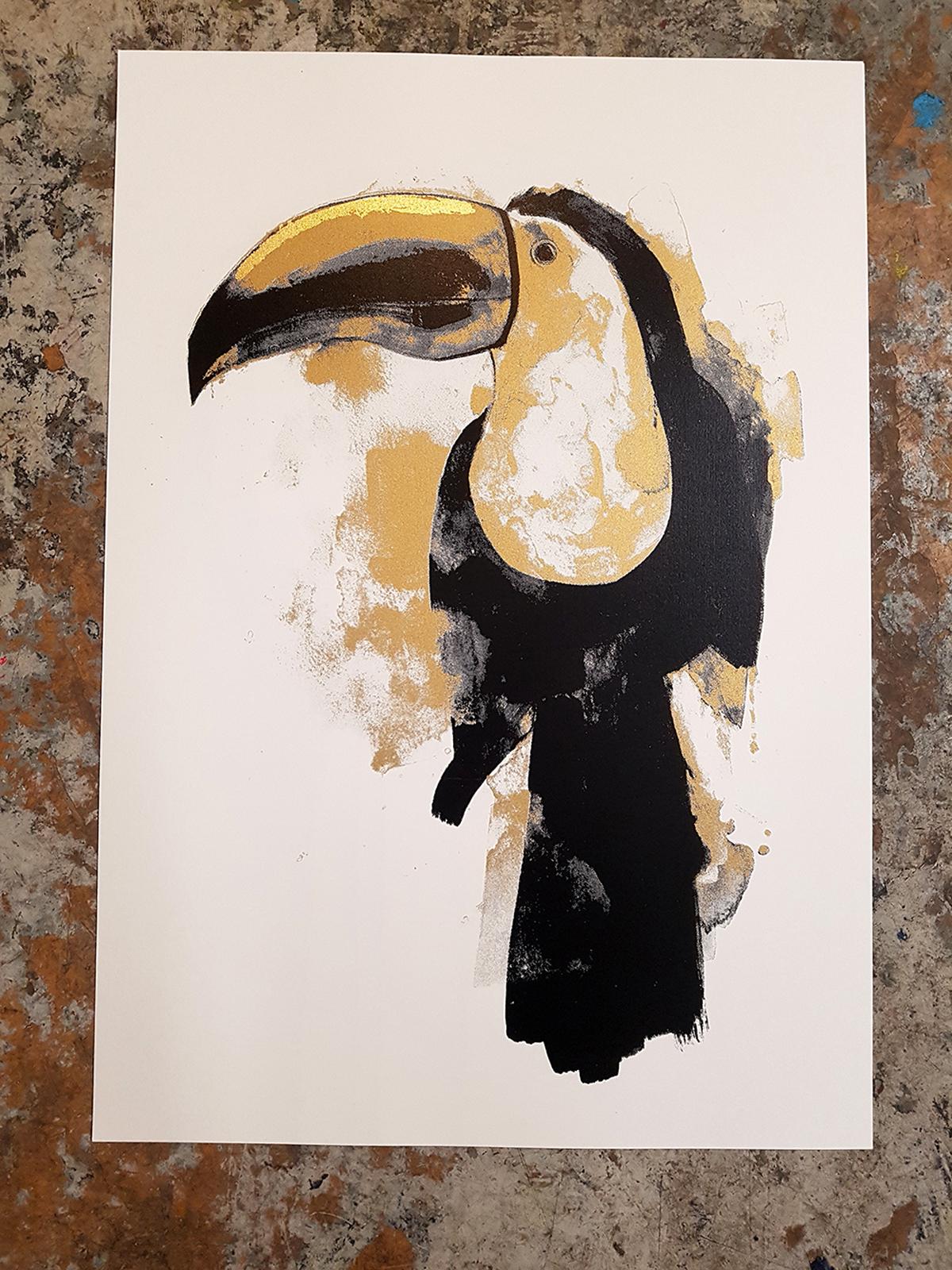 Gavin Dobson, Toucan Gold, sérigraphie en édition limitée, Art des oiseaux, AnimalArt en vente 2