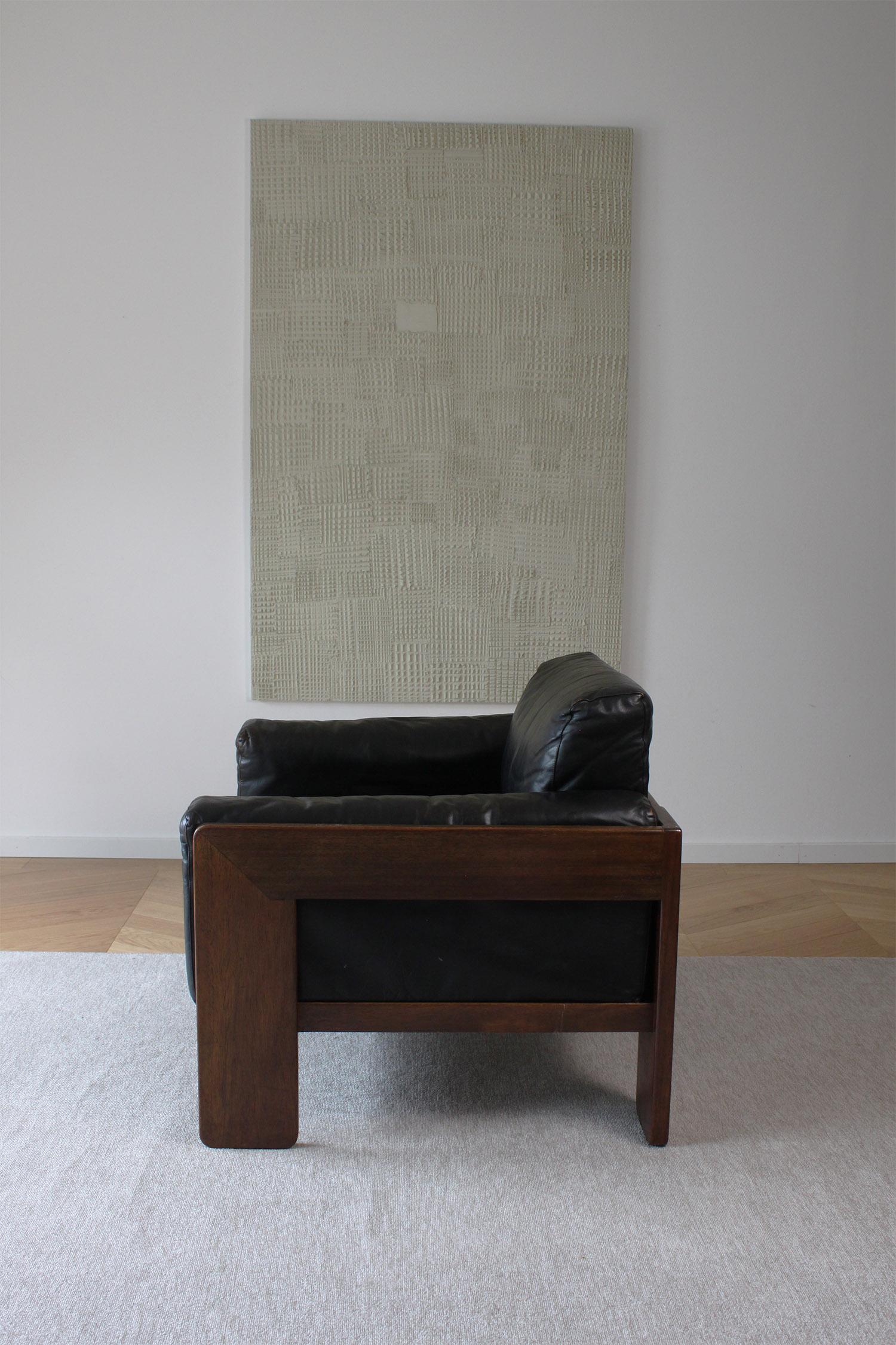 Knoll /Gavina Poltrona Bastiano di Afra & Tobia Scarpa in pelle nera Nutwood 2