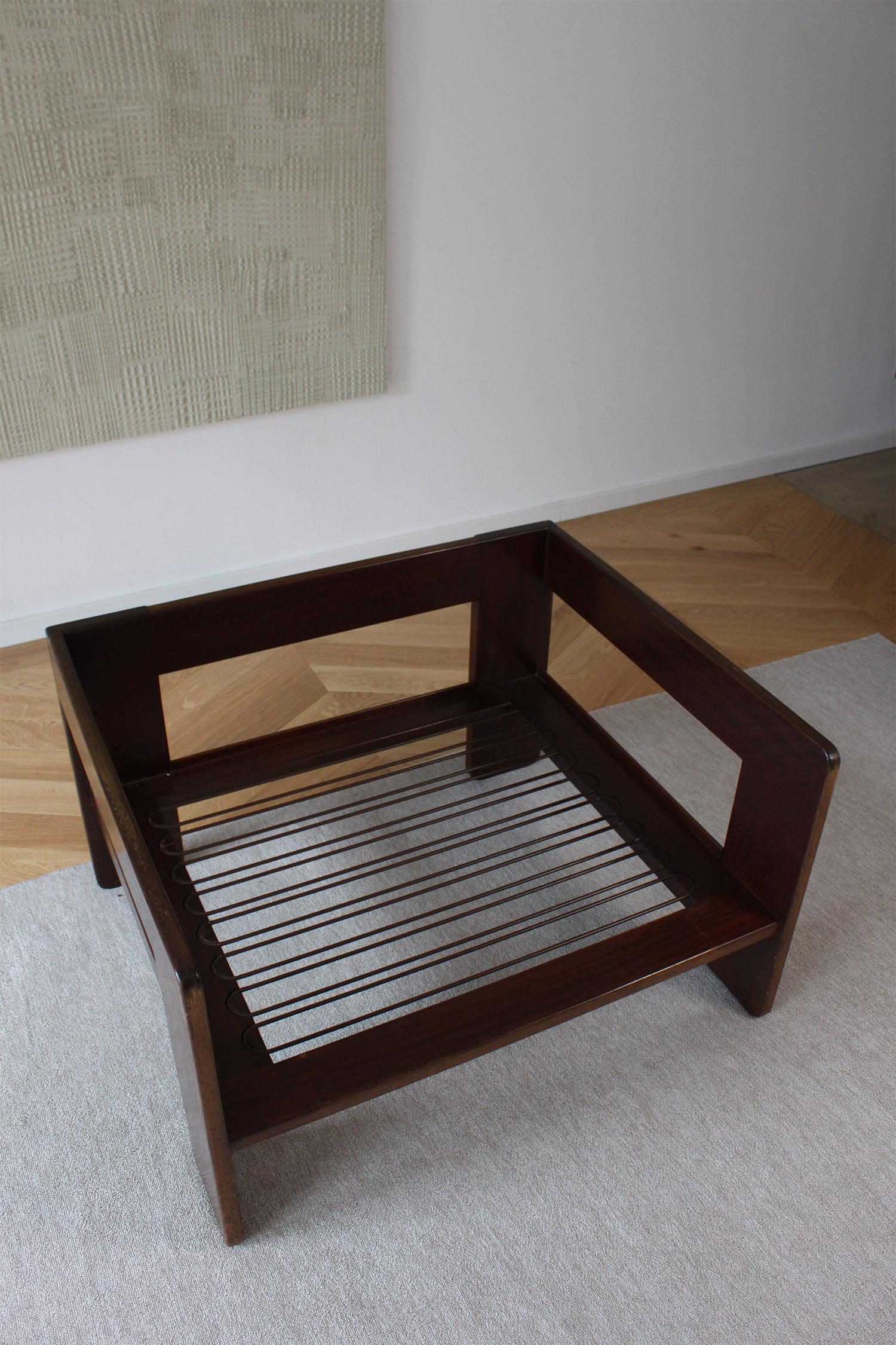 Knoll /Gavina Poltrona Bastiano di Afra & Tobia Scarpa in pelle nera Nutwood 8