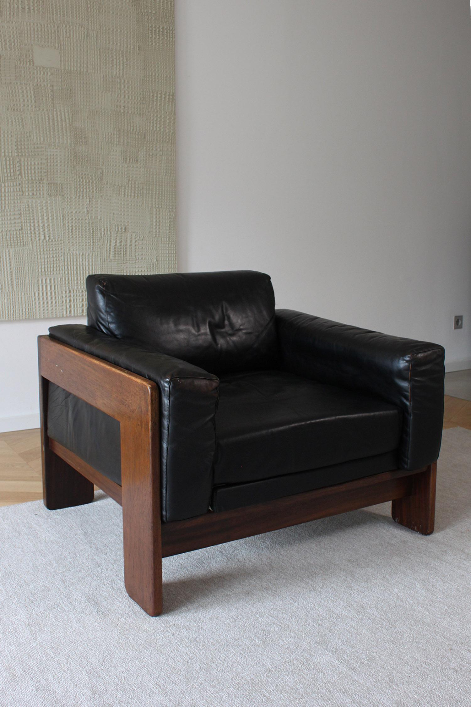 Knoll /Gavina Bastiano Armchair by Afra & Tobia Scarpa Black Leather Nutwood 4