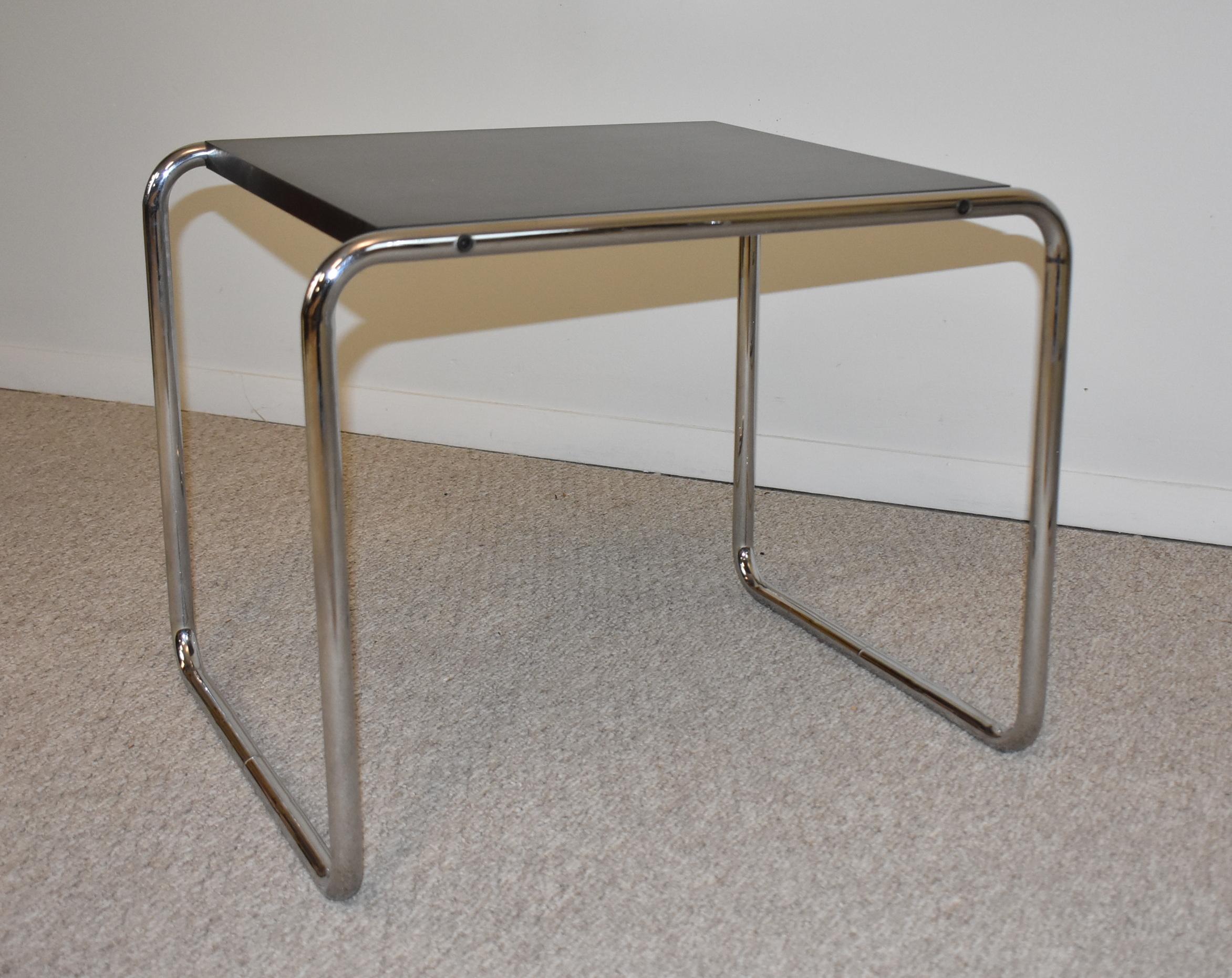 Gavina Tisch aus Chrom und schwarzem Laminat, entworfen von Marcel Breuer im Zustand „Gut“ im Angebot in Toledo, OH