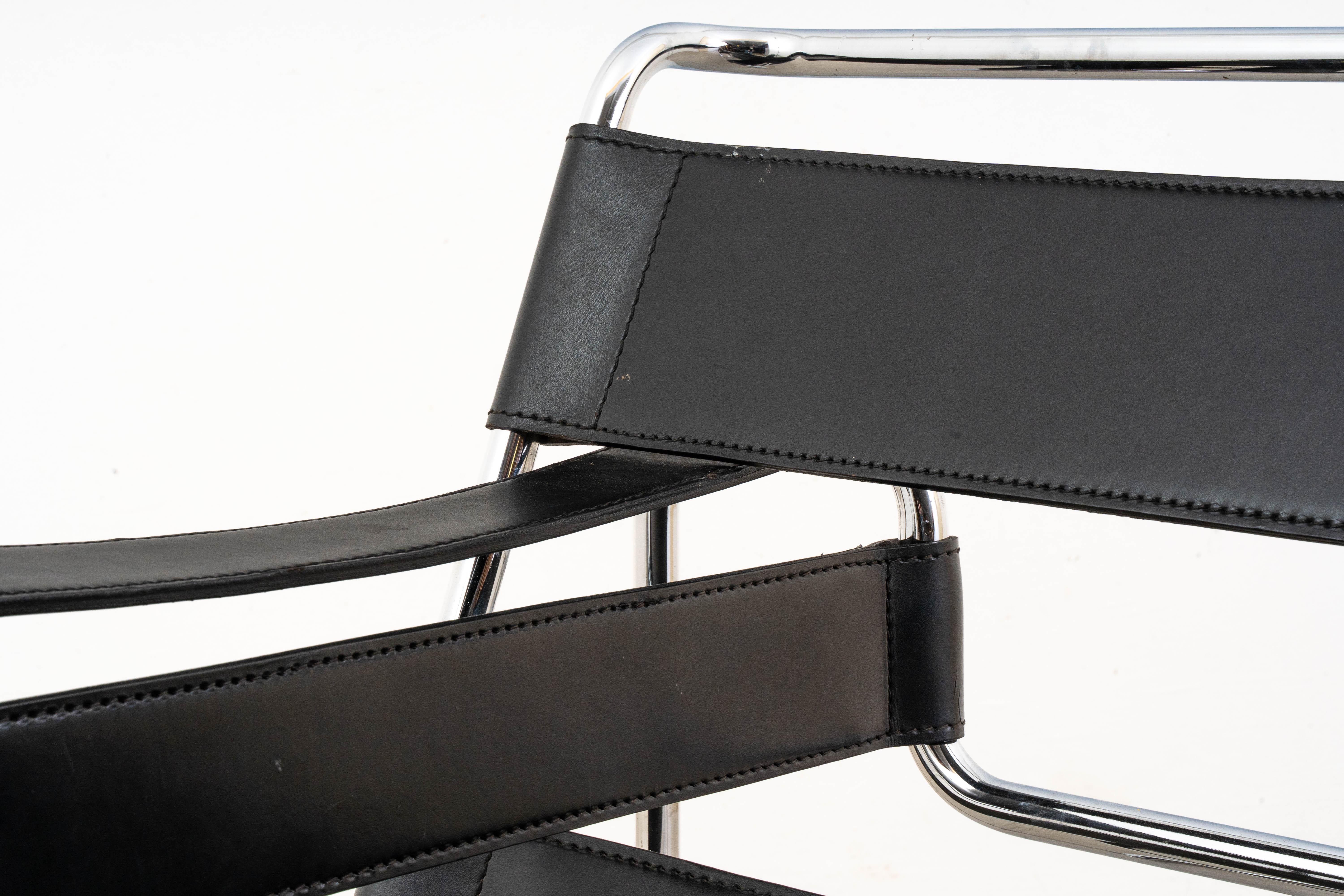 Metà XX secolo Gavina - Marcel Breuer - Poltrona (2) - Sedia Wassily - Pelle di caviale in vendita