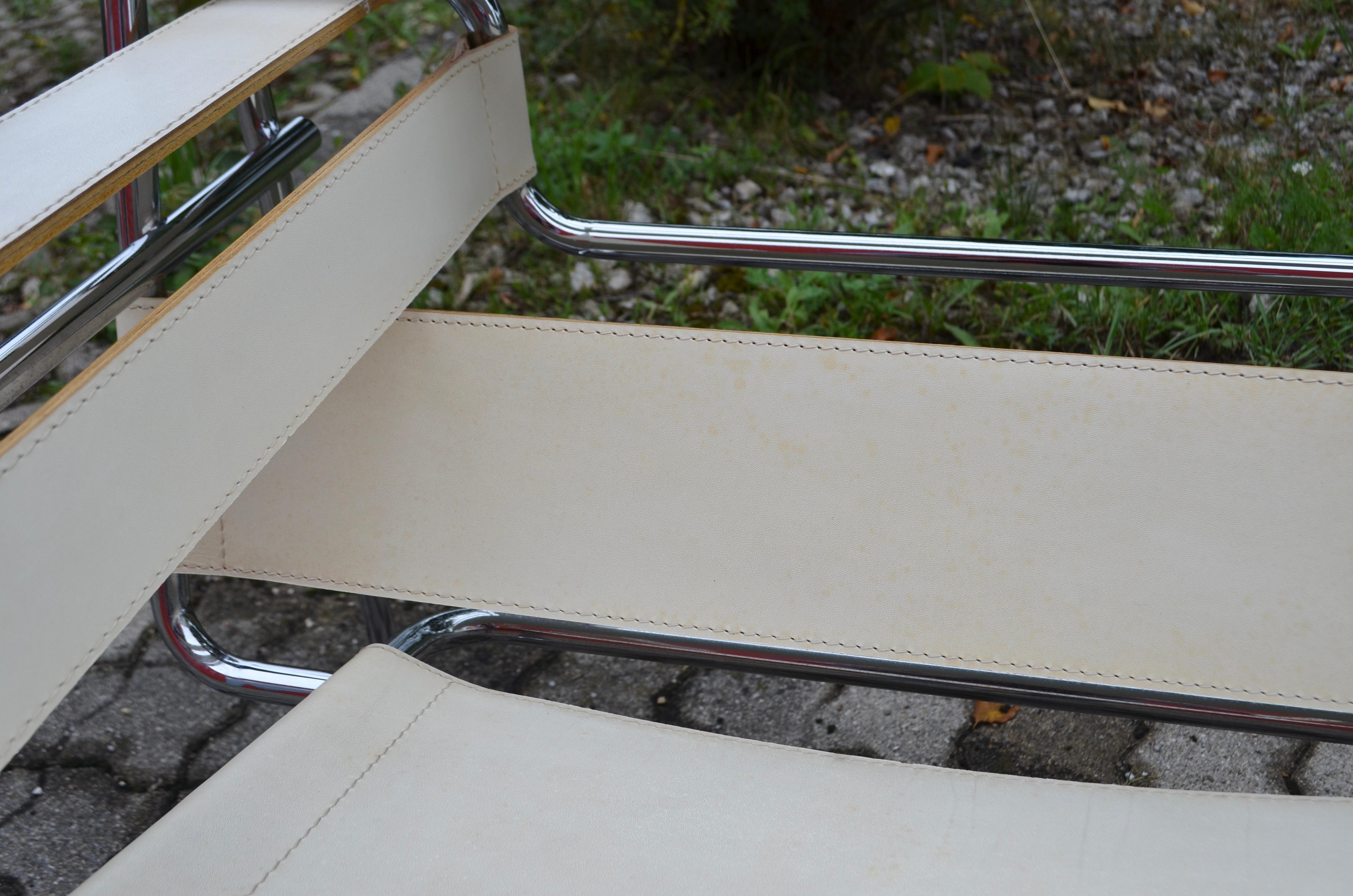 Sedia Gavina Wassily B3 in pelle vintage bianca di Marcel Breuer 1 di 2 in vendita 8