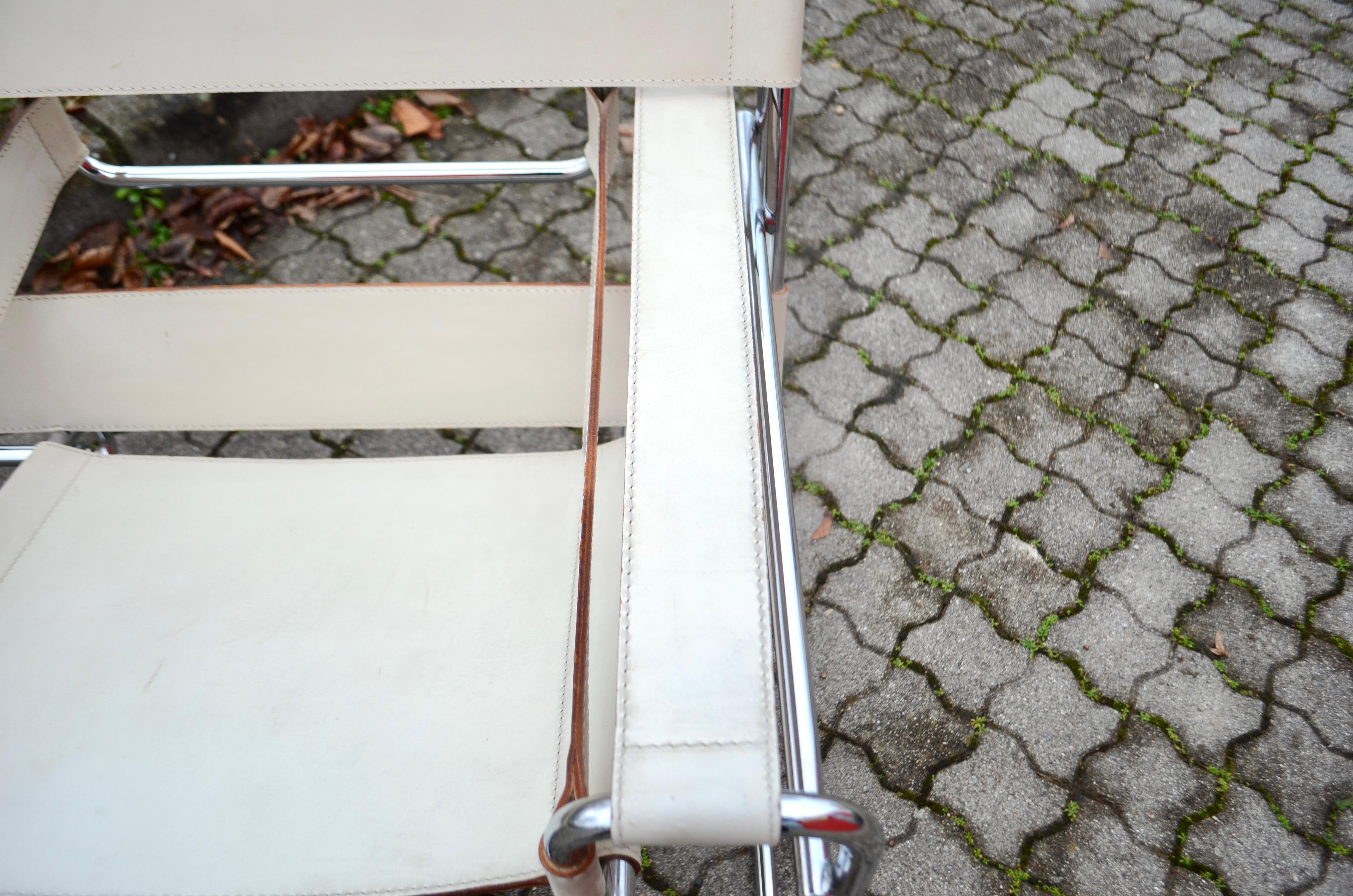 Gavina Wassily Chair B3 Vintage Leather White by Marcel Breuer 10