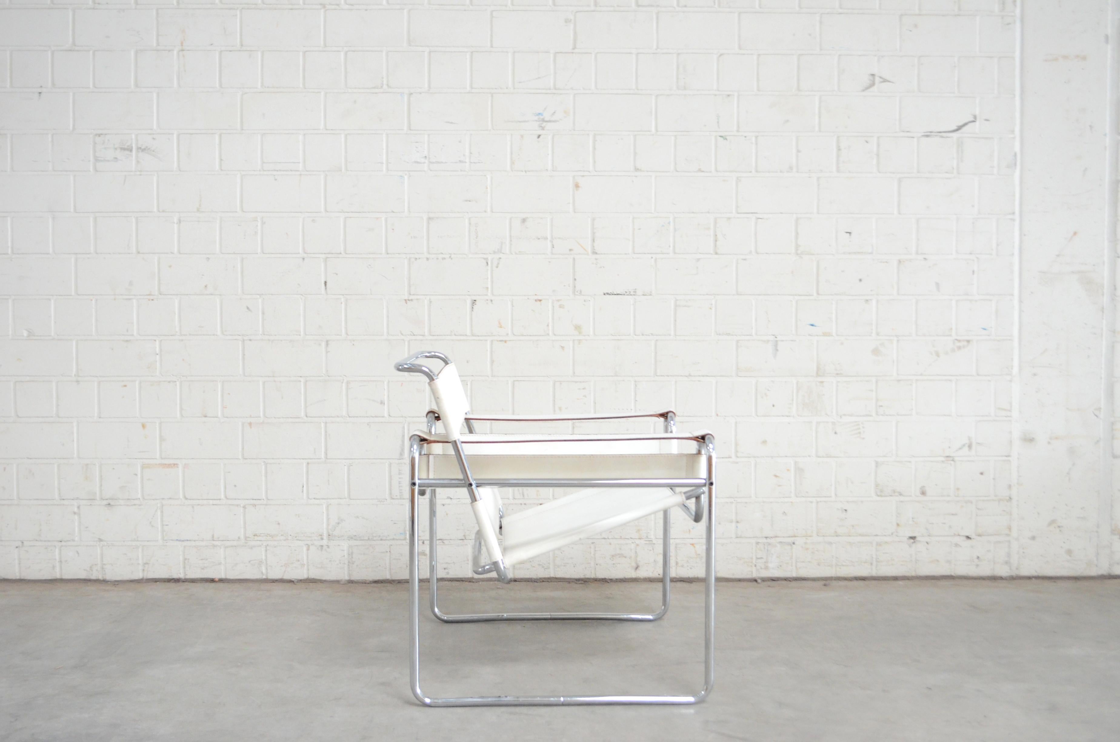 Gavina Wassily Chair Leather White by Marcel Breuer 2