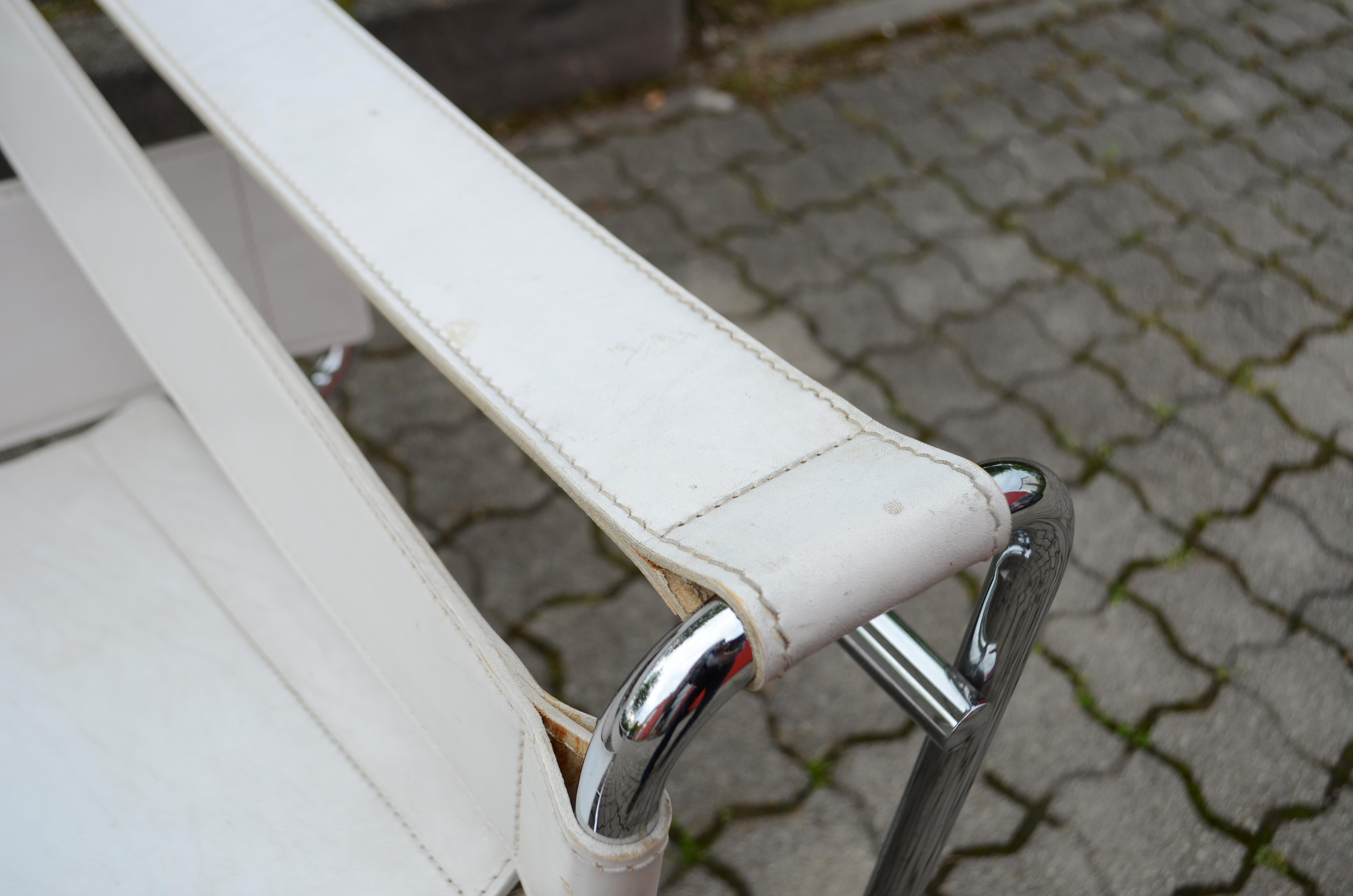 Gavina Wassily Chair B3 Vintage Leather White by Marcel Breuer 6