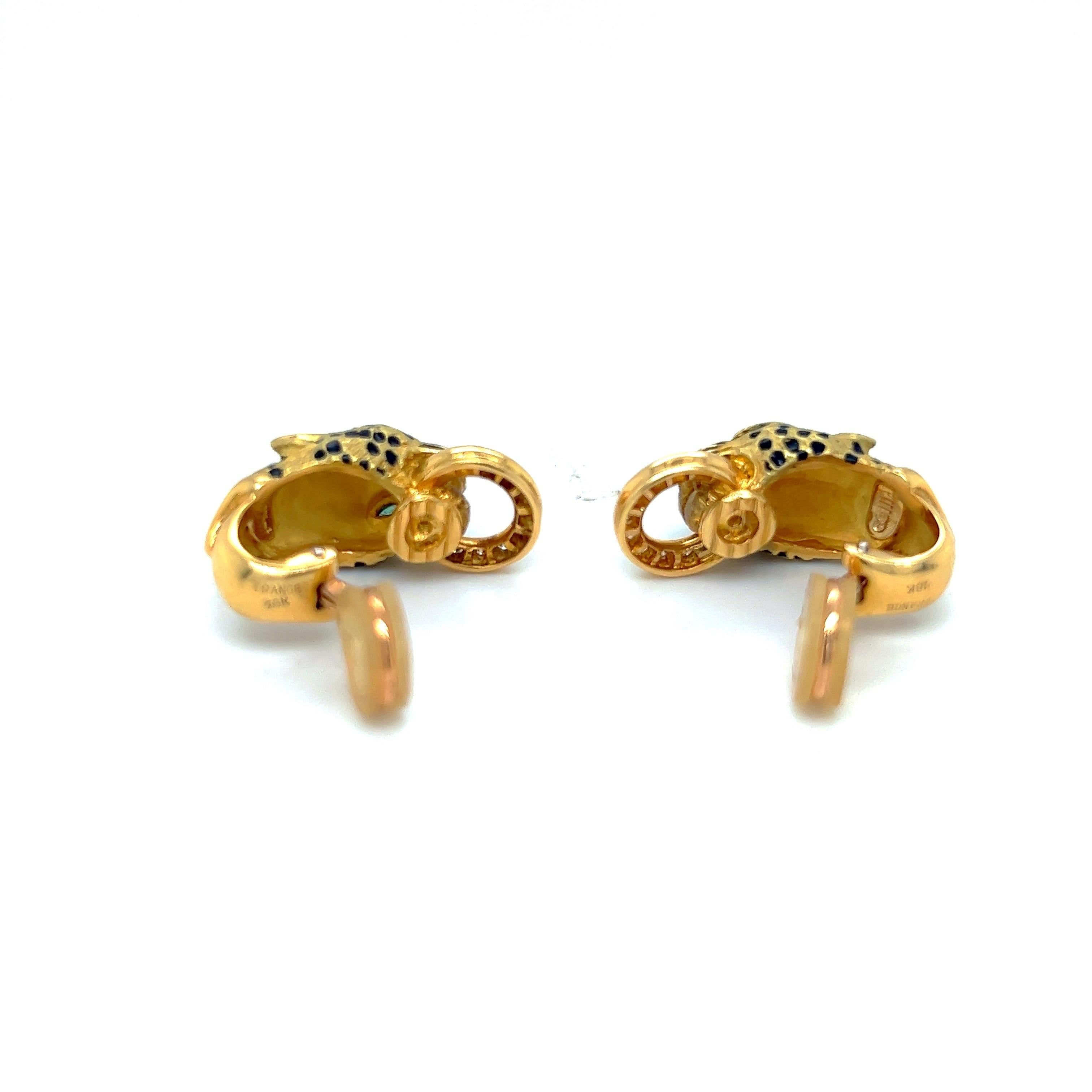 Gay Freres Panther-Ohrringe aus 18 KT Gelbgold mit .20 Karat Diamanten und Smaragden (Zeitgenössisch) im Angebot