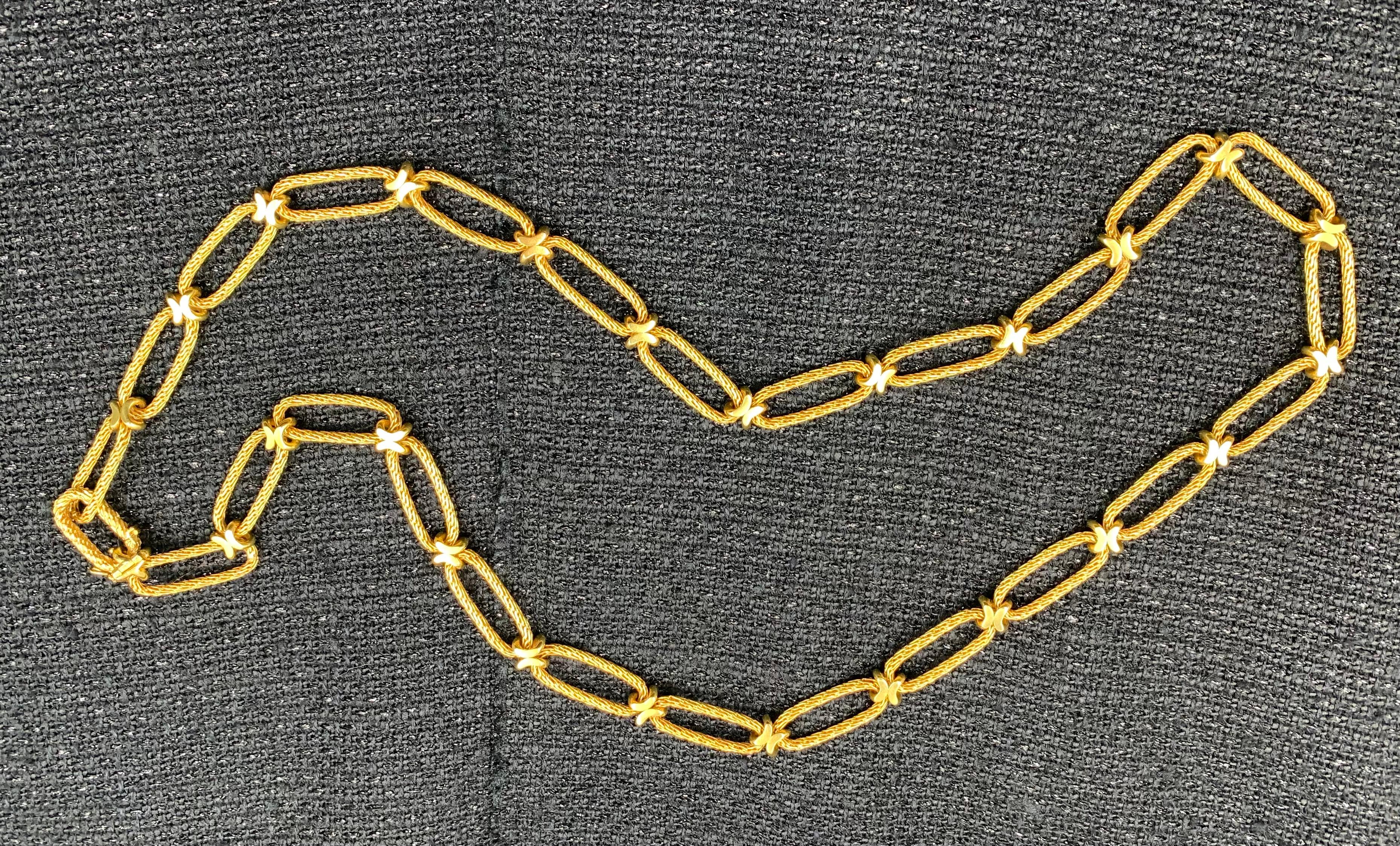Gay Freres 18K Woven Yellow Gold Long Chain Transformable Love Necklace, France For Sale 5