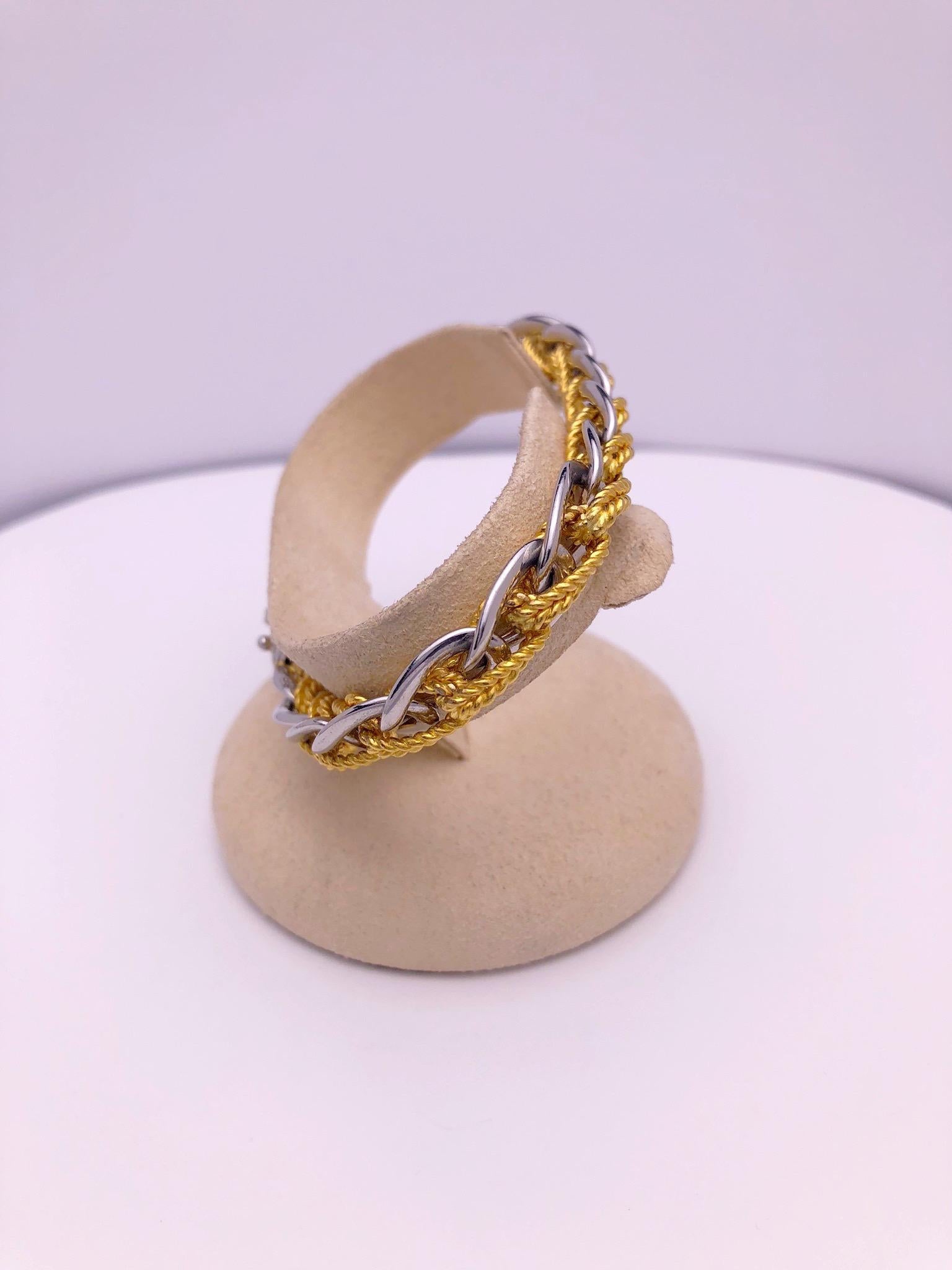 Gay Freres 48 Grams Platinum and 32 Grams 18 Karat Yellow Gold Link Bracelet In New Condition For Sale In New York, NY