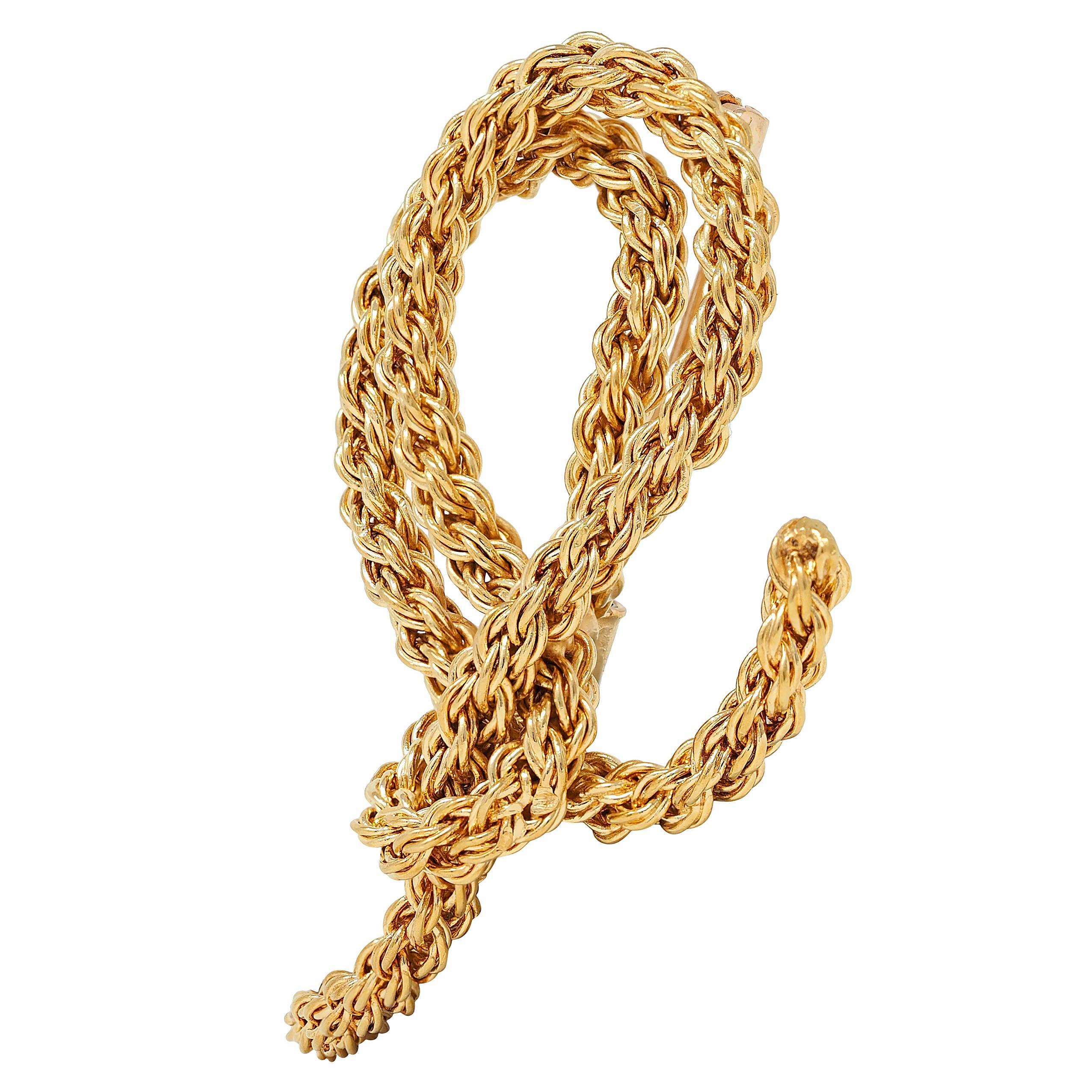 Gay Frères French 1960's 18 Karat Yellow Gold Vintage Knotted Rope Brooch For Sale 1