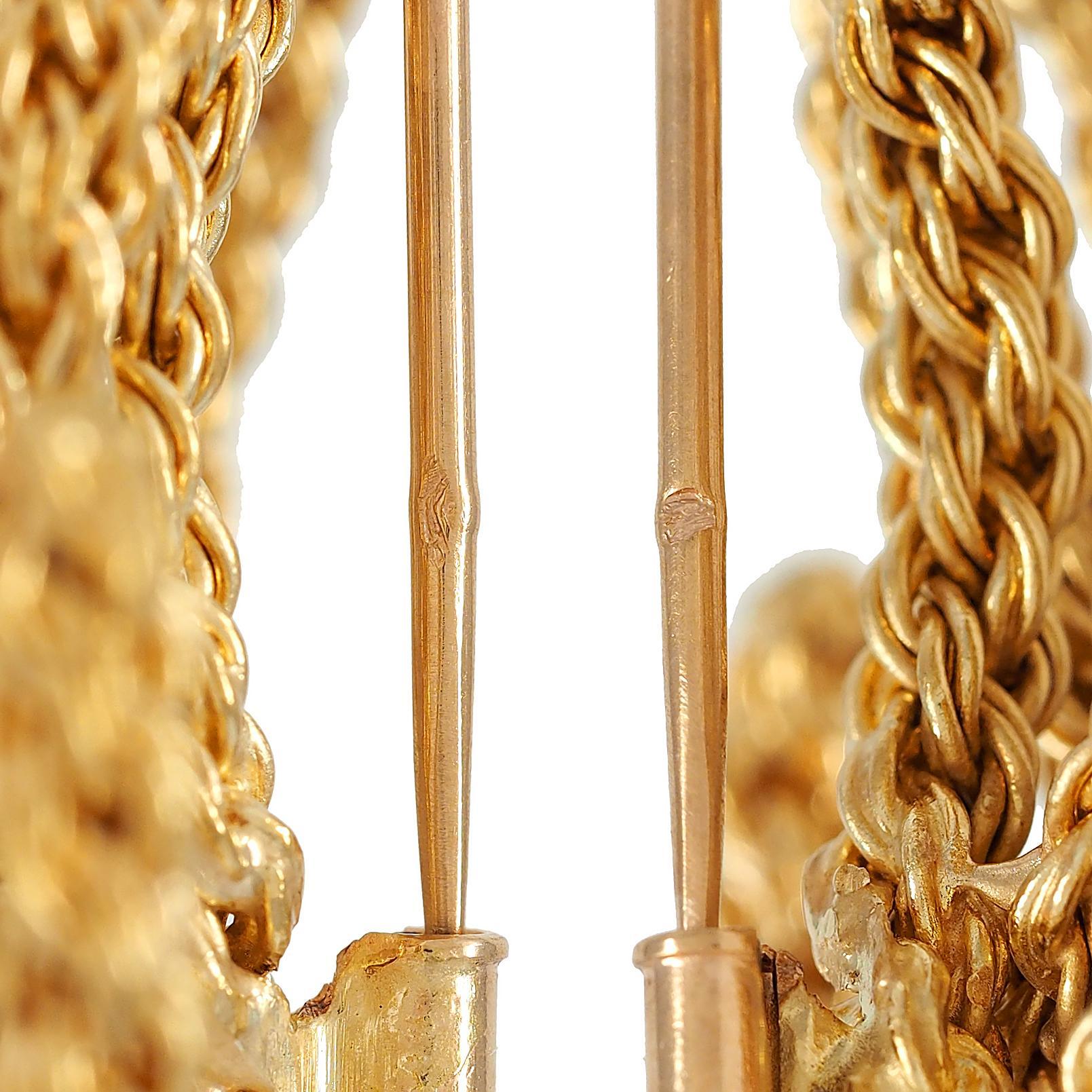 Gay Frères French 1960's 18 Karat Yellow Gold Vintage Knotted Rope Brooch For Sale 2