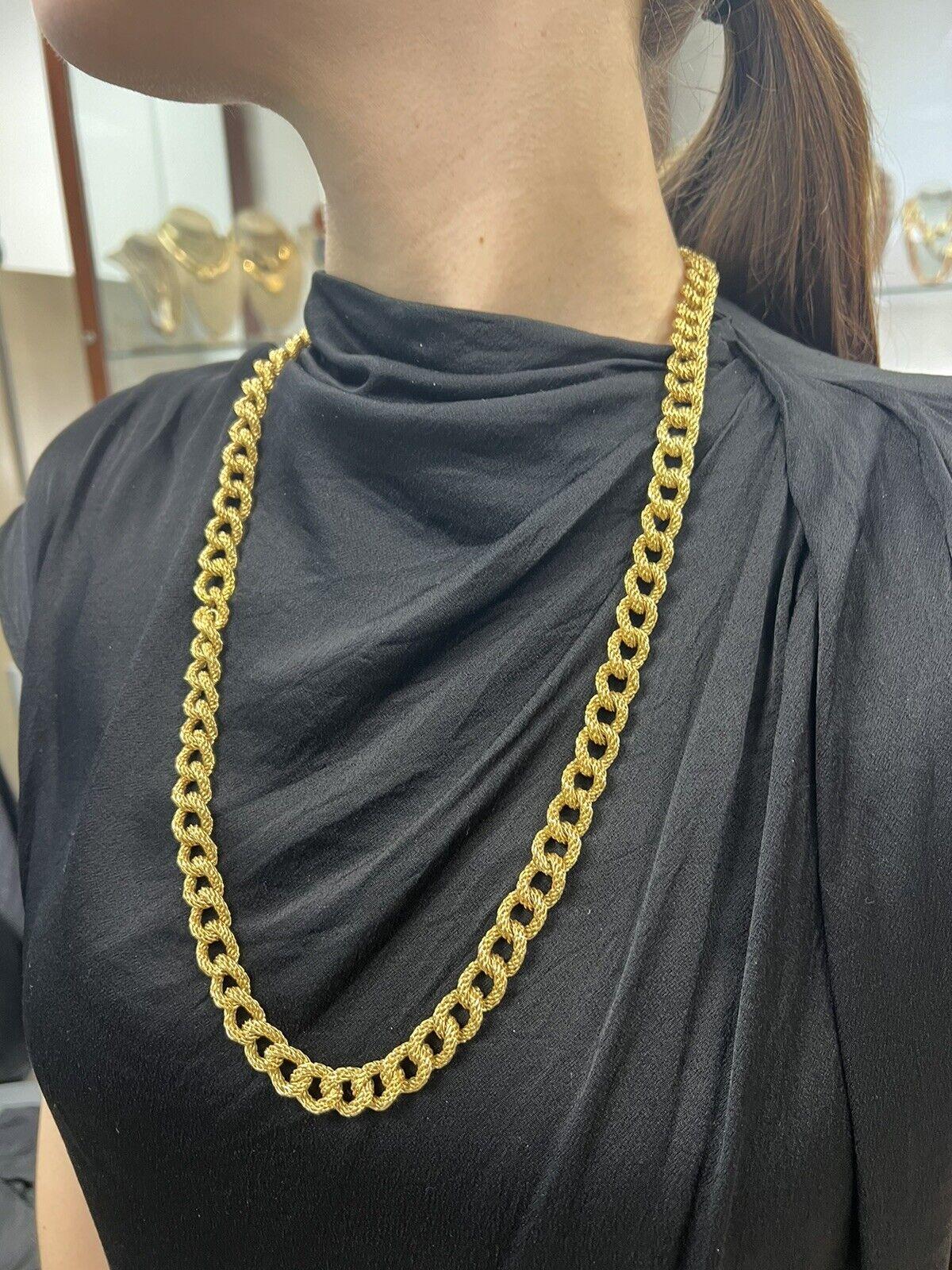 Gay Freres Made in France 18k Yellow Gold Bracelet / Necklace Sautoir 1970s Vintage

Here is your chance to purchase a beautiful and highly collectible designer necklace that breaks into shorter necklace and bracelet.  Truly a great piece at a great