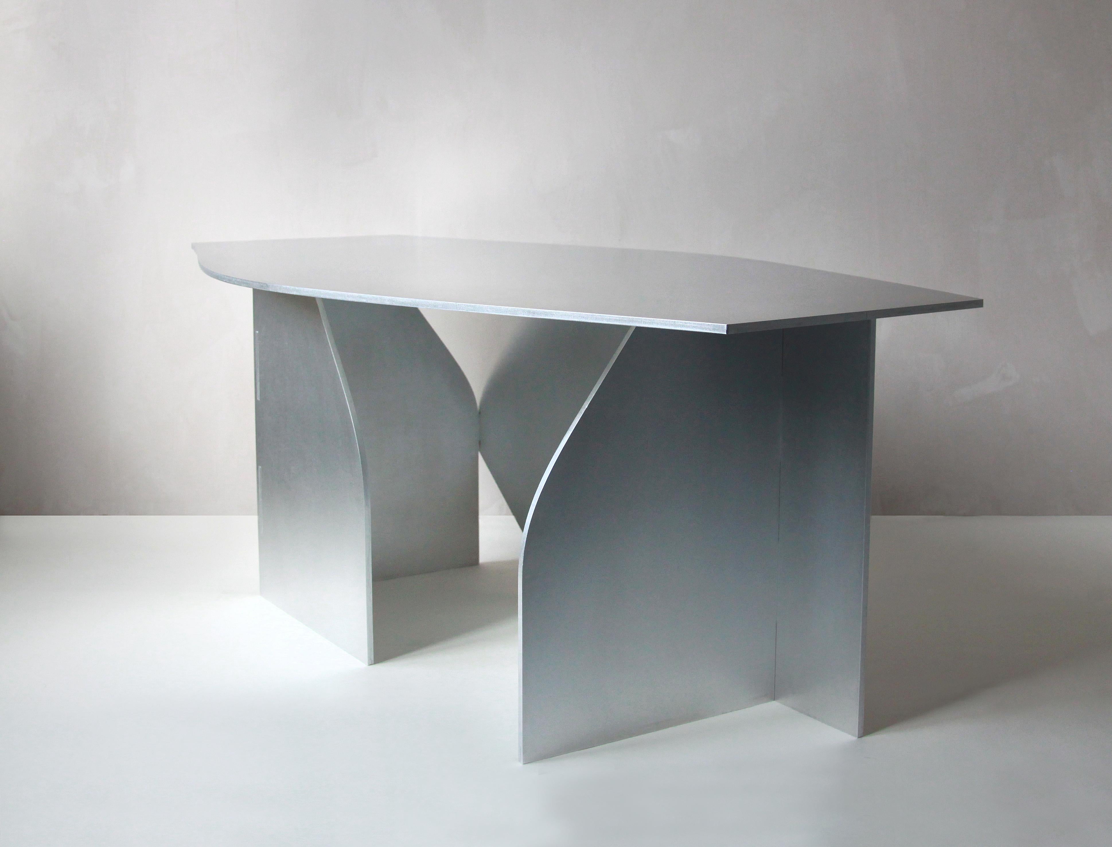 Gaze table by Maria Tyakina
Edition: 8 + 1 AP
Dimensions: L 130 x W 70 x H 46 cm
Materials: Aluminium, brushed, waxed
Material thickness: 8 mm

Navigating between art and design, Maria's work focuses on the relationship between human and
