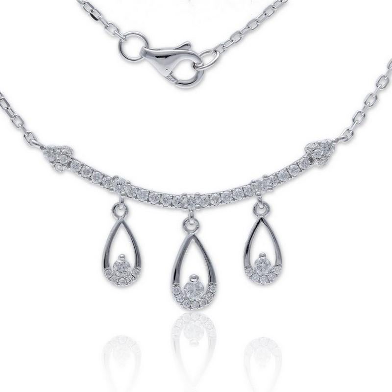 Karatgewicht der Diamanten: Diese atemberaubende Halskette besteht aus insgesamt 0.54 Karat Diamanten. Er ist mit 53 runden Diamanten geschmückt, die aufgrund ihrer außergewöhnlichen Qualität und Brillanz sorgfältig ausgewählt