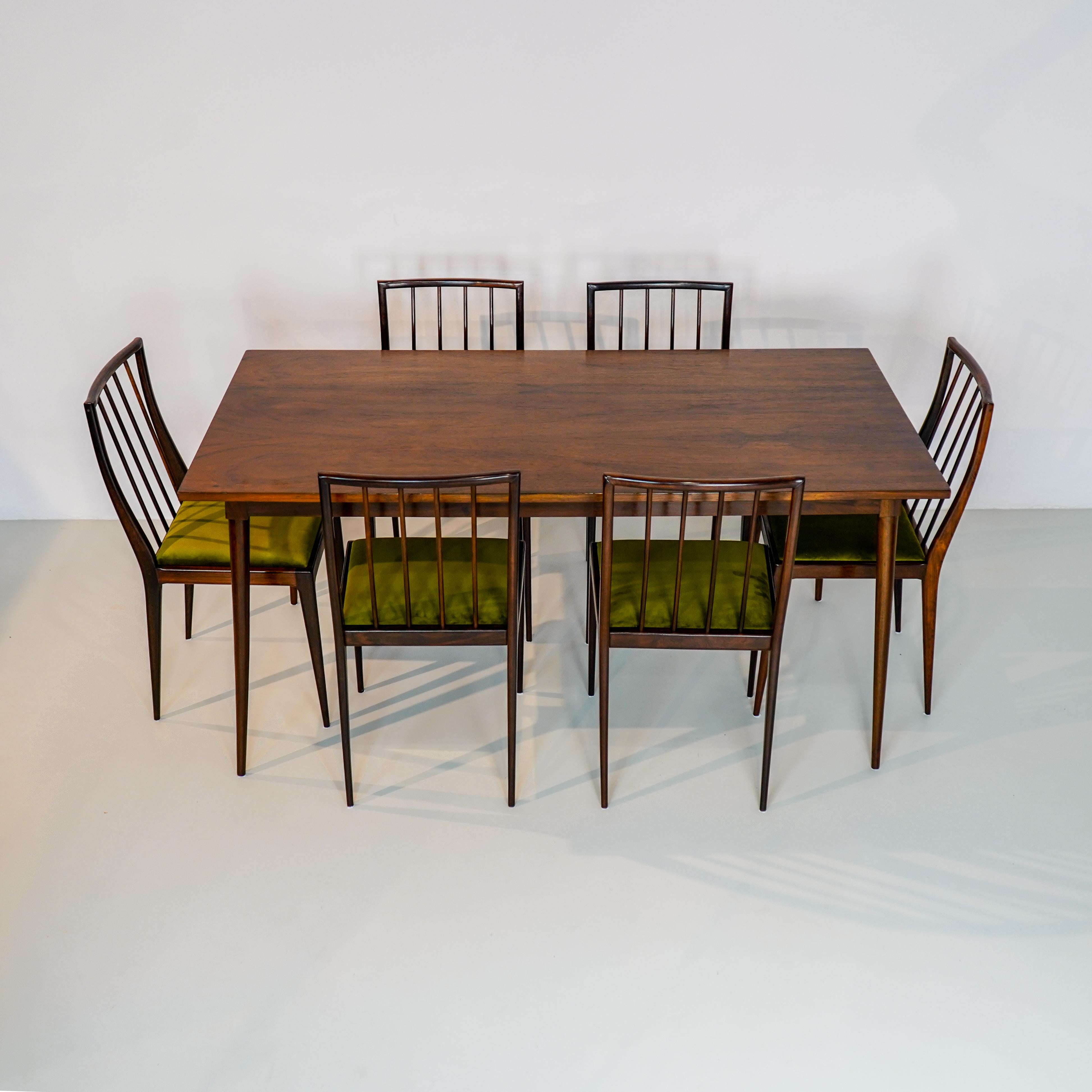 GB01 RIPAS - 6 chaises et table scellée en bois de rose, Geraldo de Barro Unilabor en vente 3