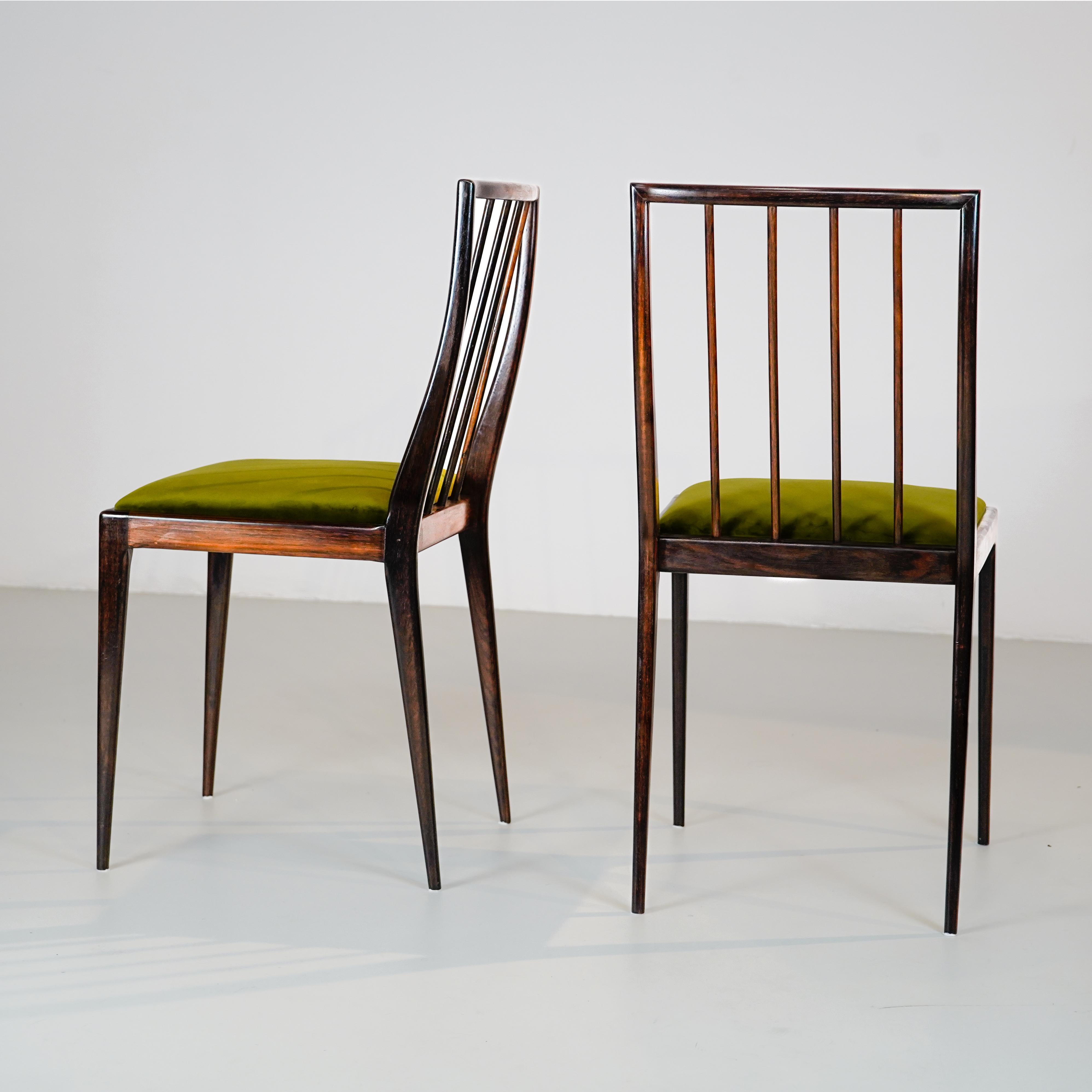 Bois GB01 RIPAS - 6 chaises et table scellée en bois de rose, Geraldo de Barro Unilabor en vente