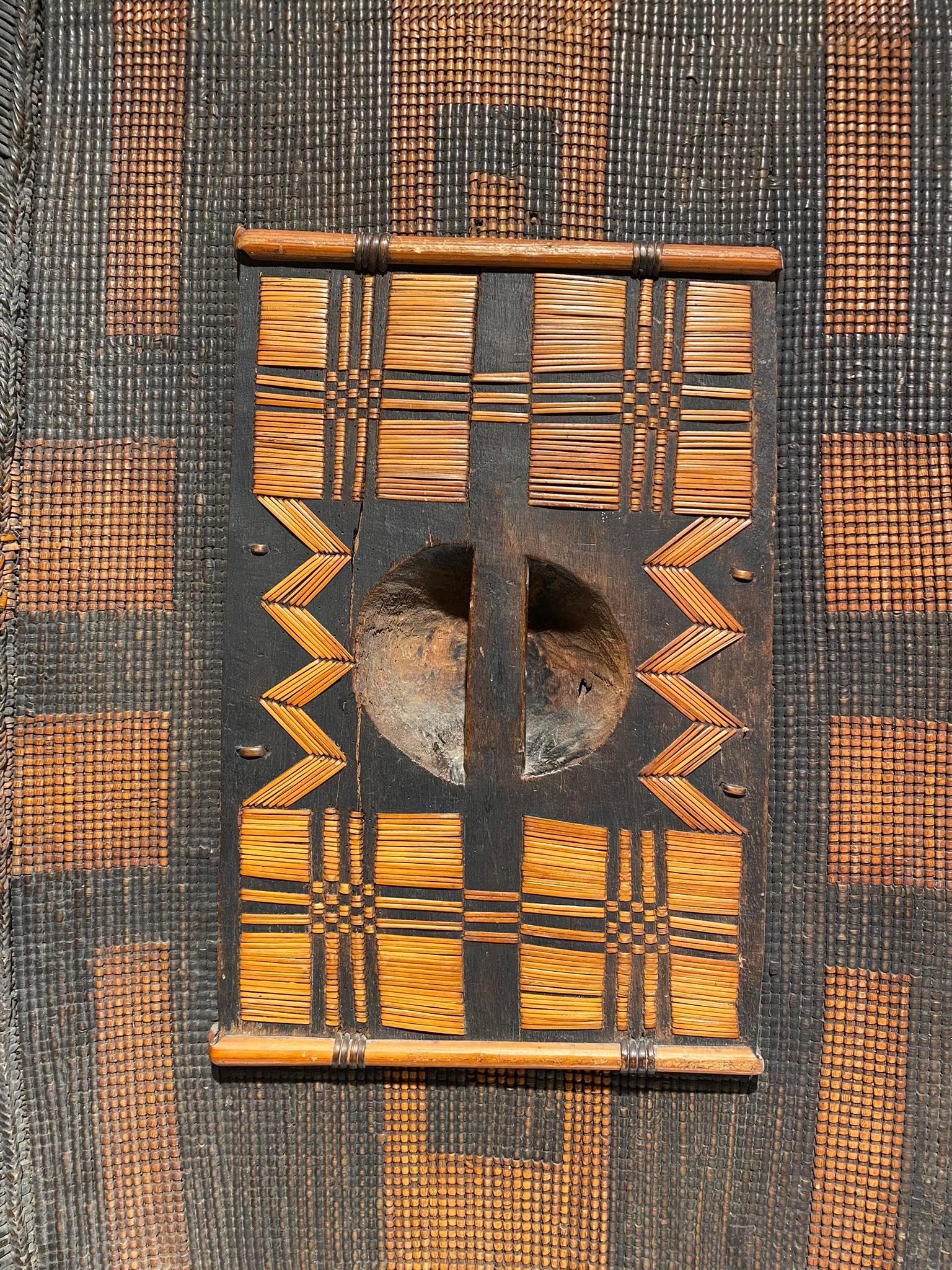 Gbilija Zande-Stamm Schild - Nzakara - Dr. Kongo - 19. Jahrhundert - Afrikanische Kunst im Angebot 3