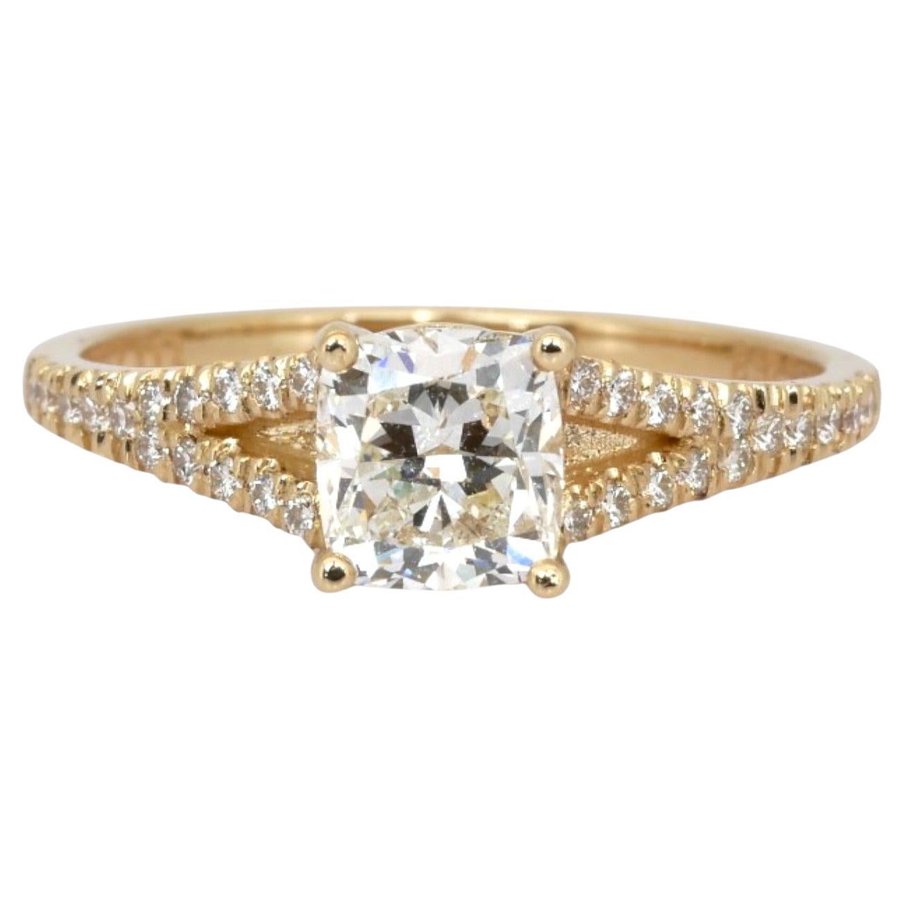 GCI Certified 1.21ct Diamonds Pave Ring in 18k Yellow Gold