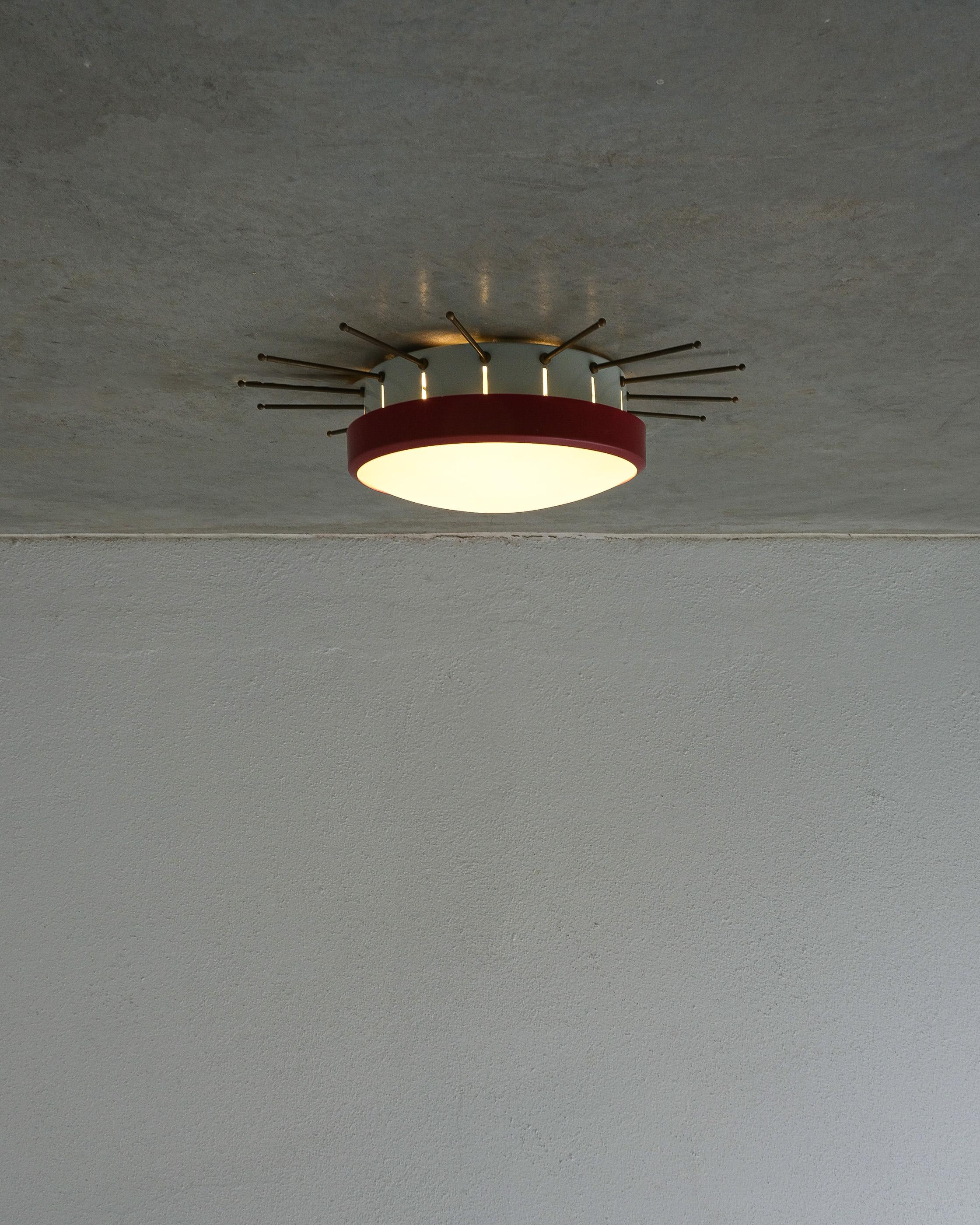 Mid-Century moderno C.C.M.E. Plafoniera ad incasso con vetro opalino in ottone, Italia 1960 in vendita