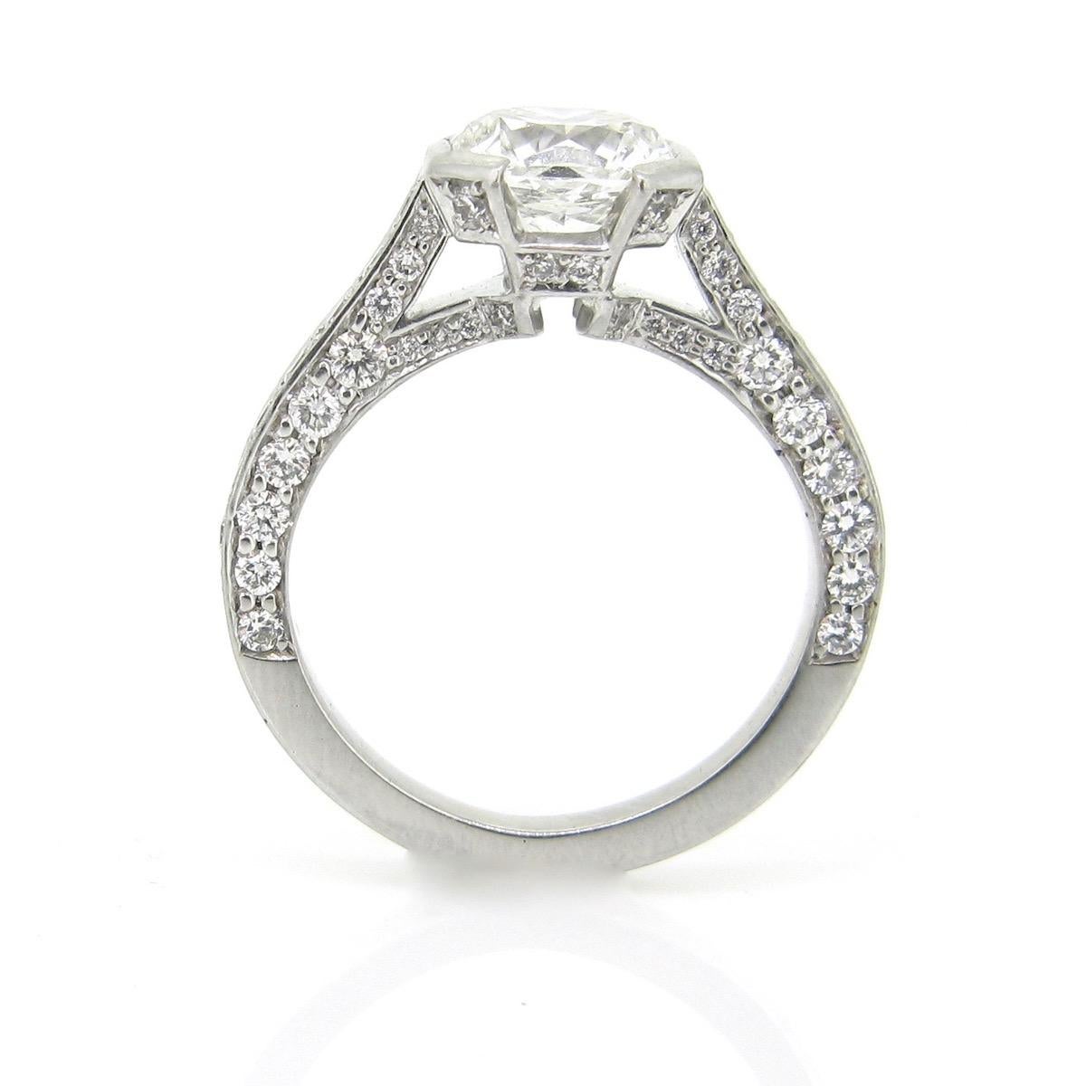 white gold vintage ring with flanders cut diamond