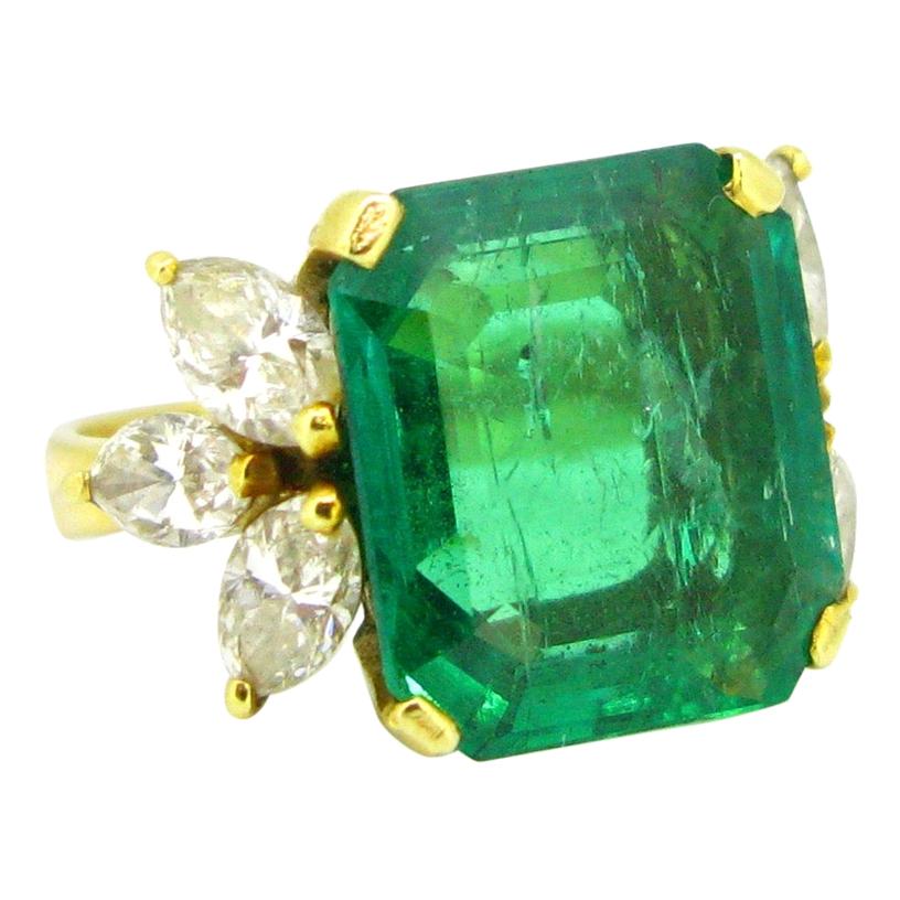 GCS 7.4 Carat Colombian Minor Emerald and Marquise Cut Diamonds Yellow Gold Ring
