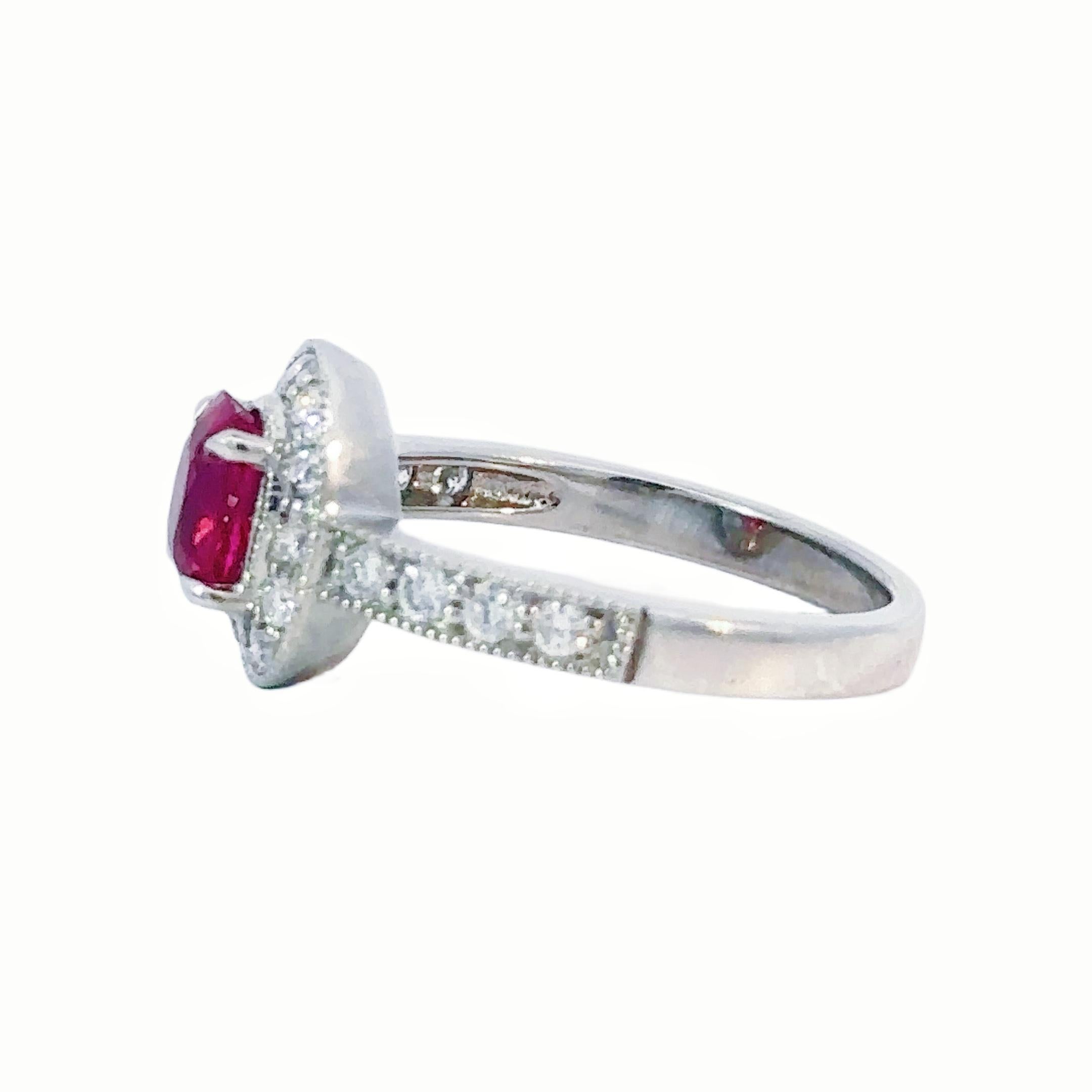 GCS Certified 1.08 Carats Unheated Burma Ruby Diamond Ring In New Condition For Sale In London, GB