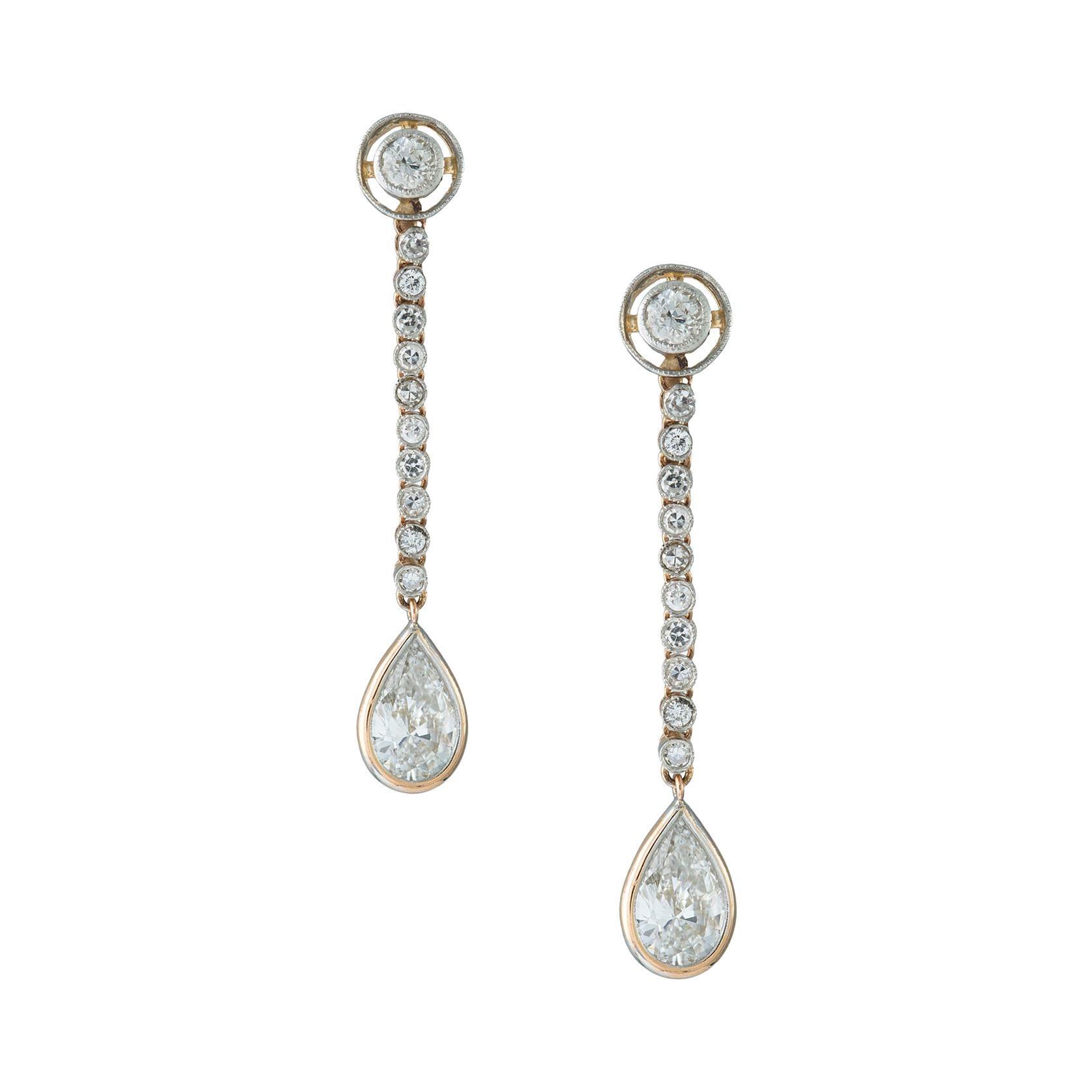 GCS Certified Diamond Drop Earrings
