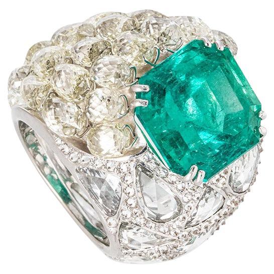 GCS Certified White Gold Columbian Emerald & Diamond Ring 15.60ct For Sale