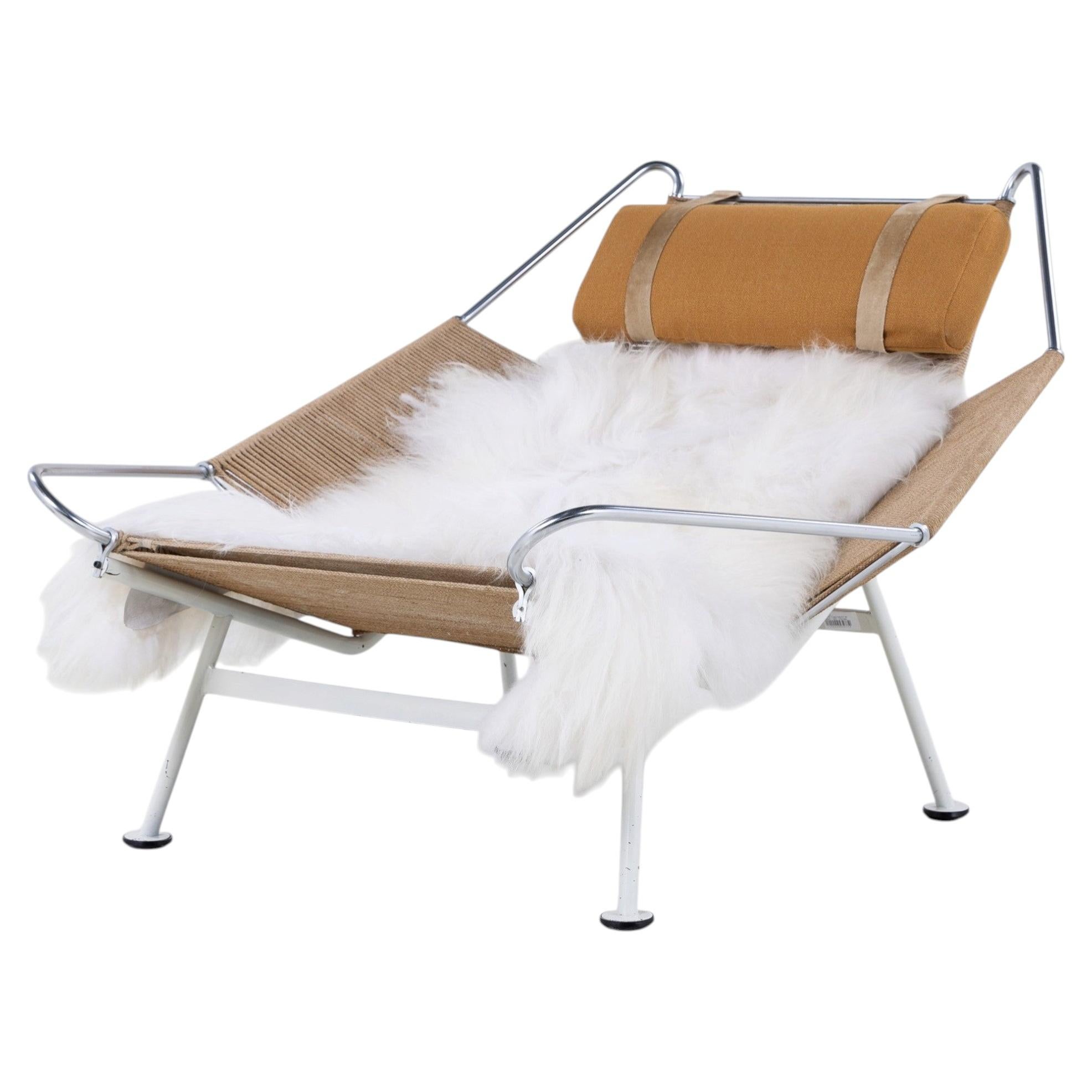 GE 225 - 'Flag Halyard Chair' w. white lacquered frame by Hans J. Wegner