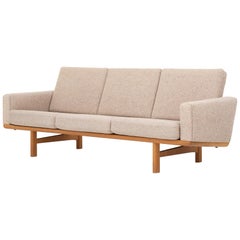 GE 236/3 Sofa in Oak by Hans J. Wegner