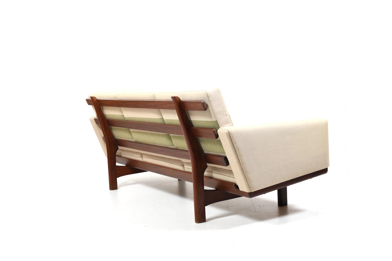 GE-236/3 Sofa in Teak by Hans J. Wegner 1960s For Sale 1