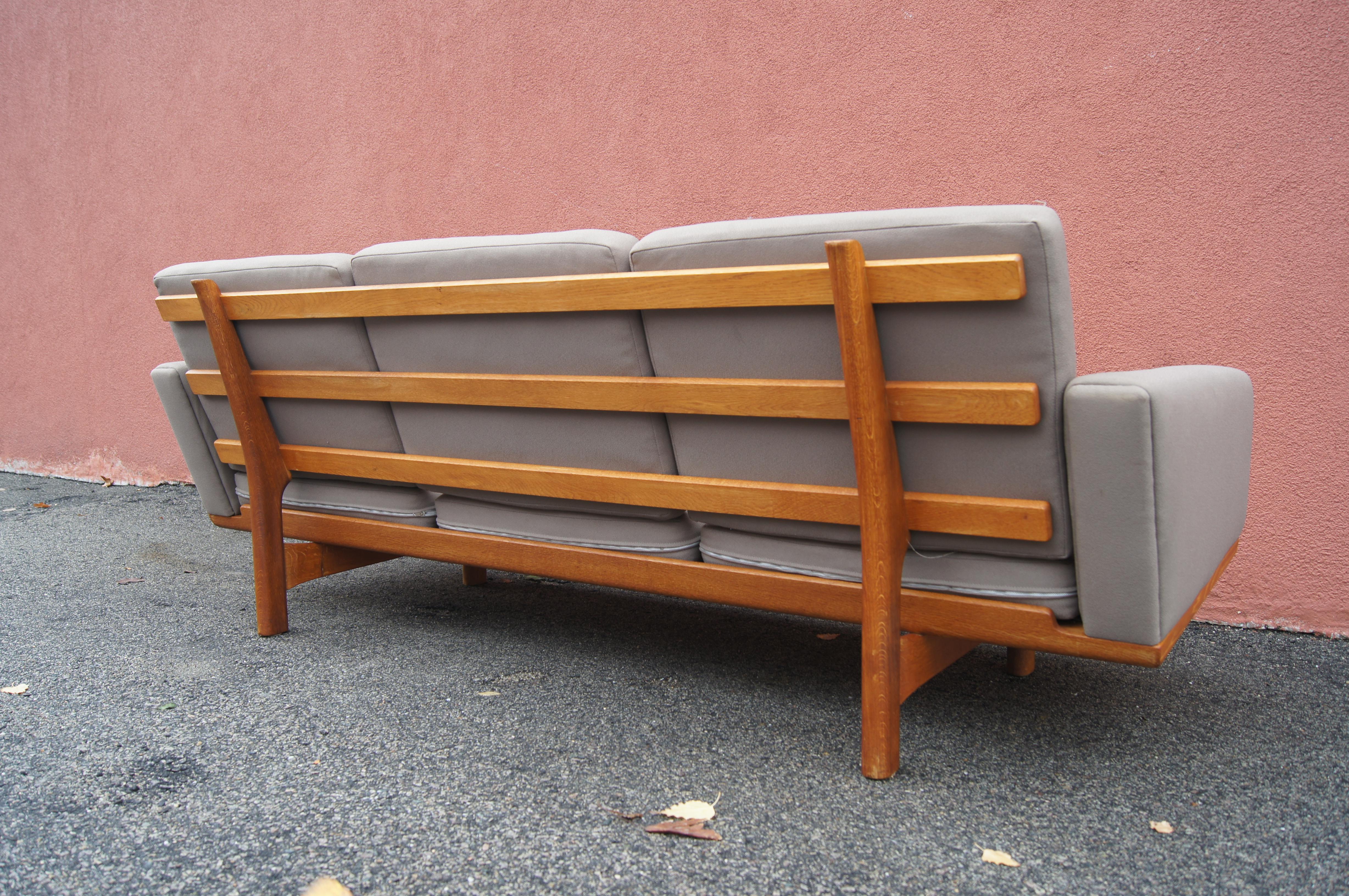 Danish Three-Seat Oak-Framed Sofa, Model GE-236, by Hans Wegner for GETAMA